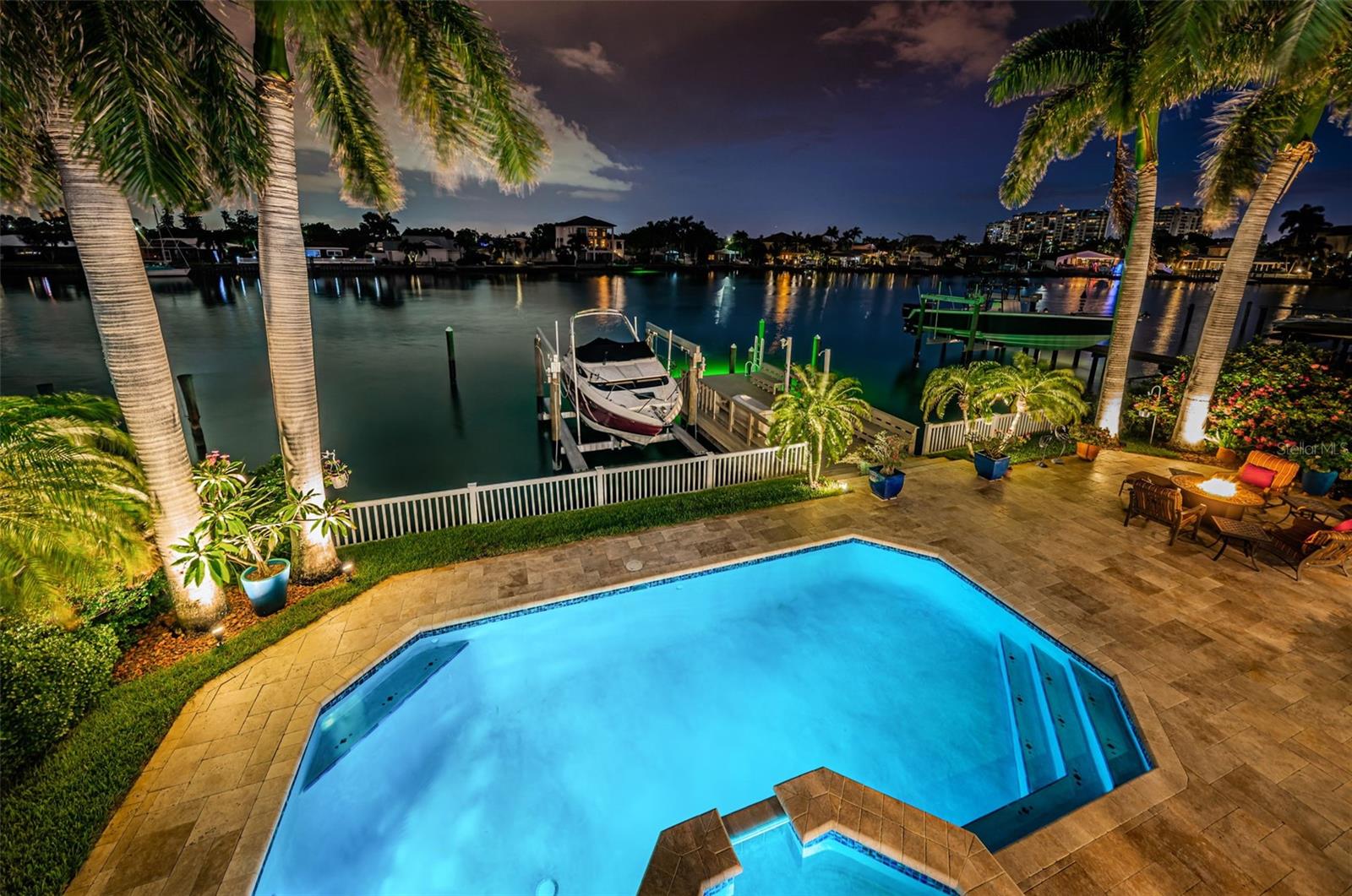 10109 TARPON DR, TREASURE ISLAND, FL, 33706