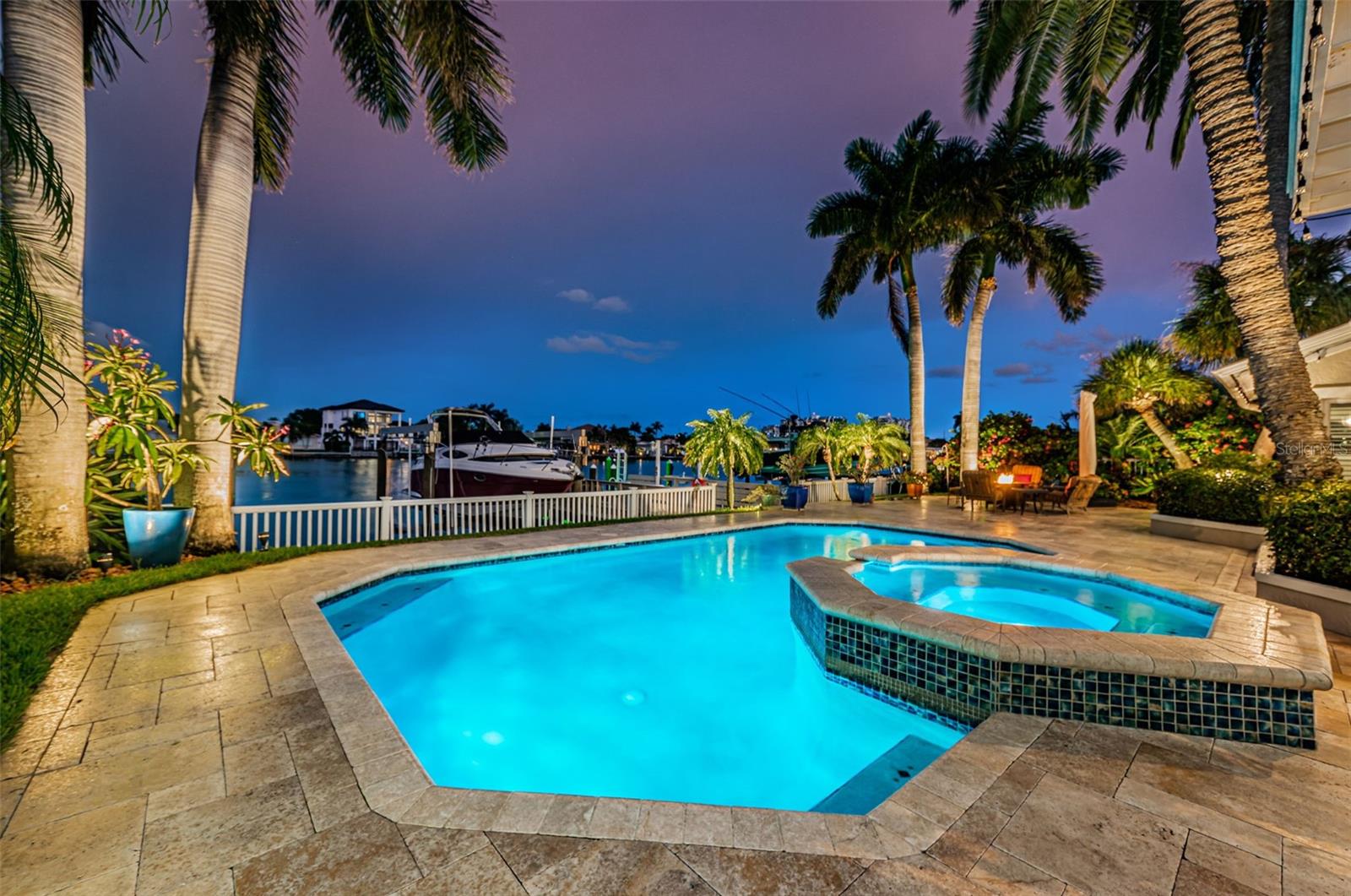 10109 TARPON DR, TREASURE ISLAND, FL, 33706