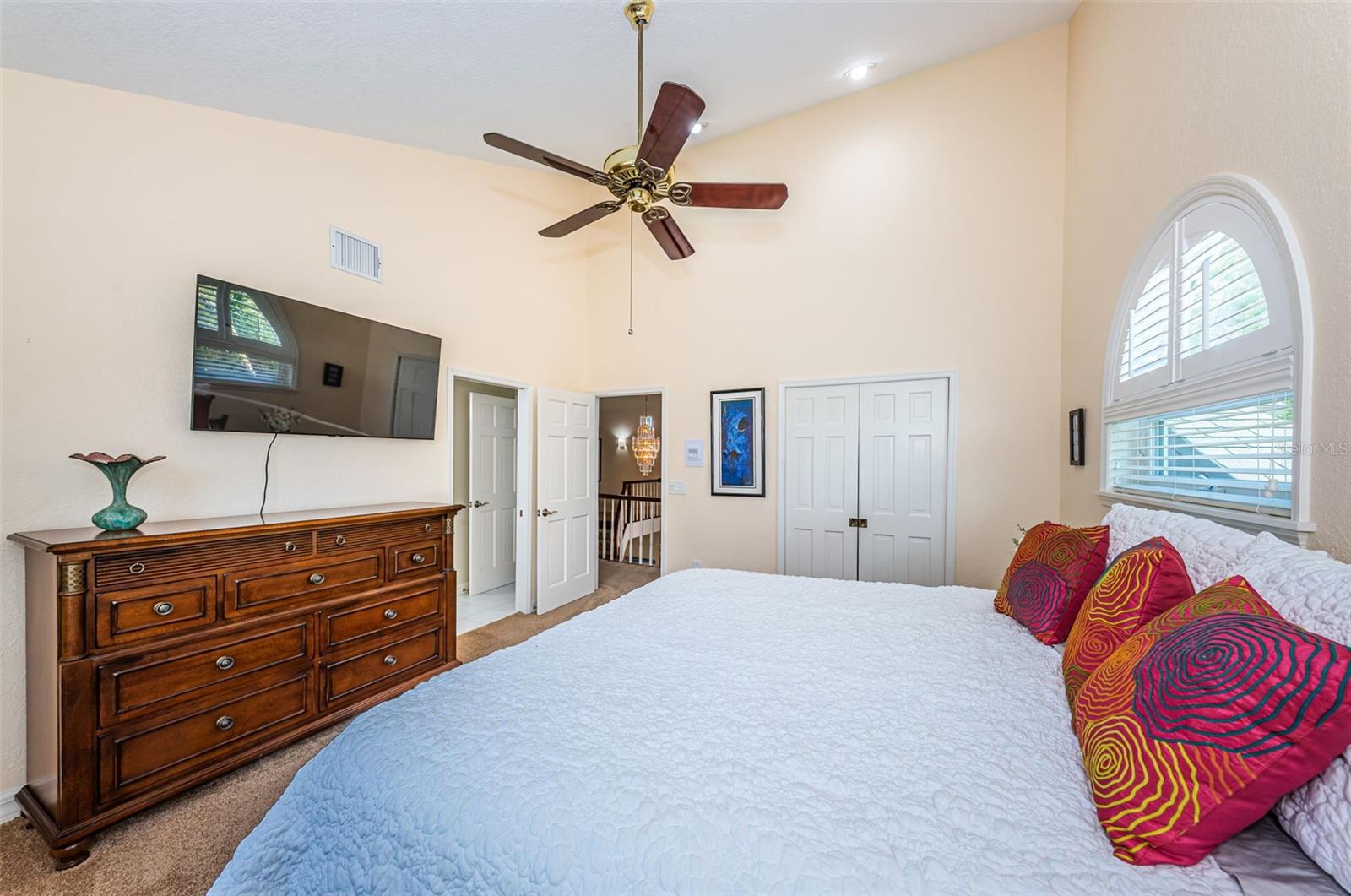 10109 TARPON DR, TREASURE ISLAND, FL, 33706