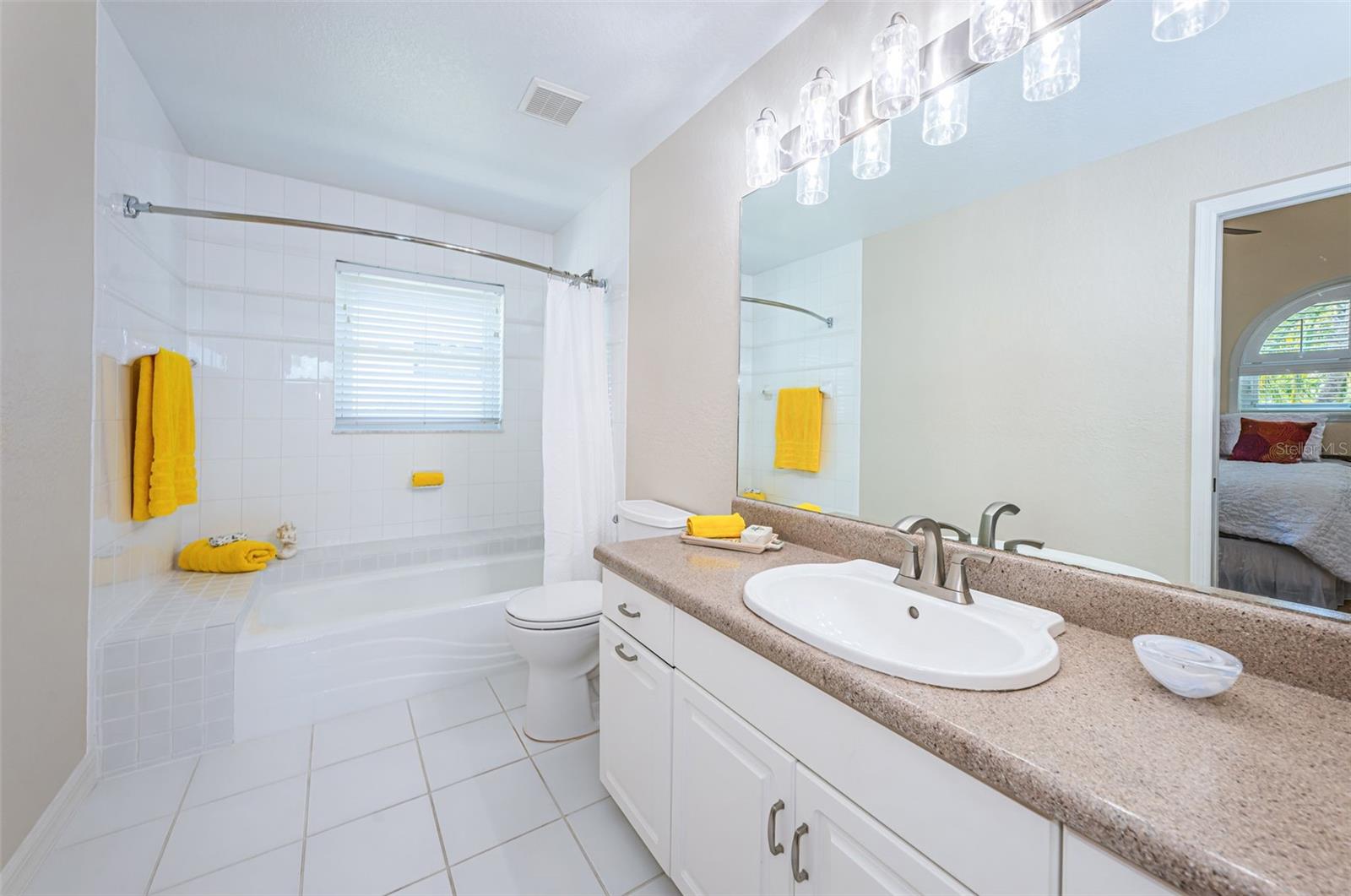 10109 TARPON DR, TREASURE ISLAND, FL, 33706