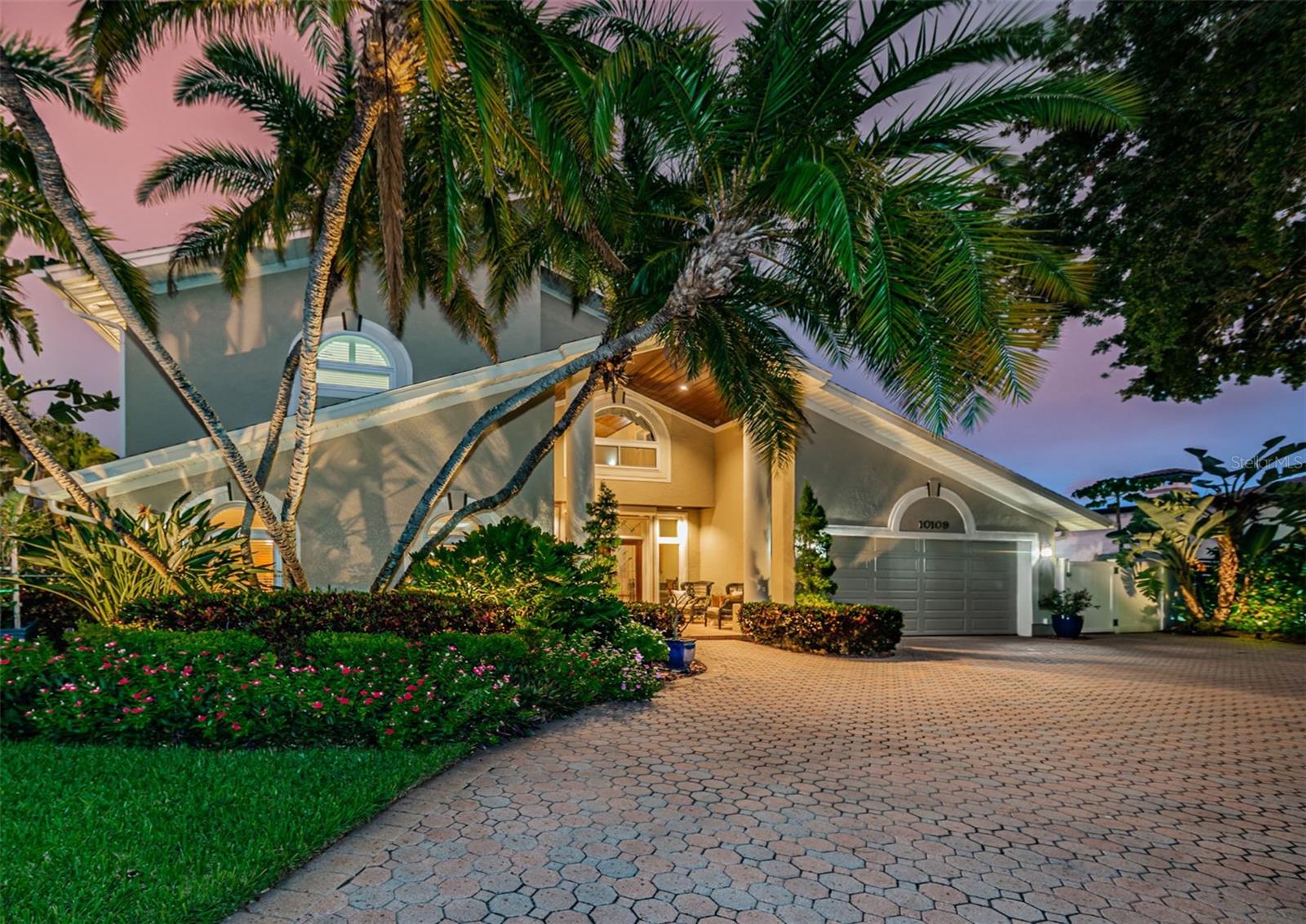 10109 TARPON DR, TREASURE ISLAND, FL, 33706