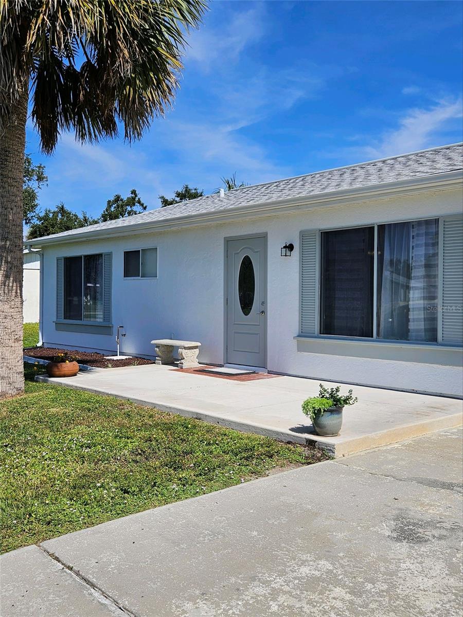 1286 HILLCREST AVE NW, PORT CHARLOTTE, FL, 33948