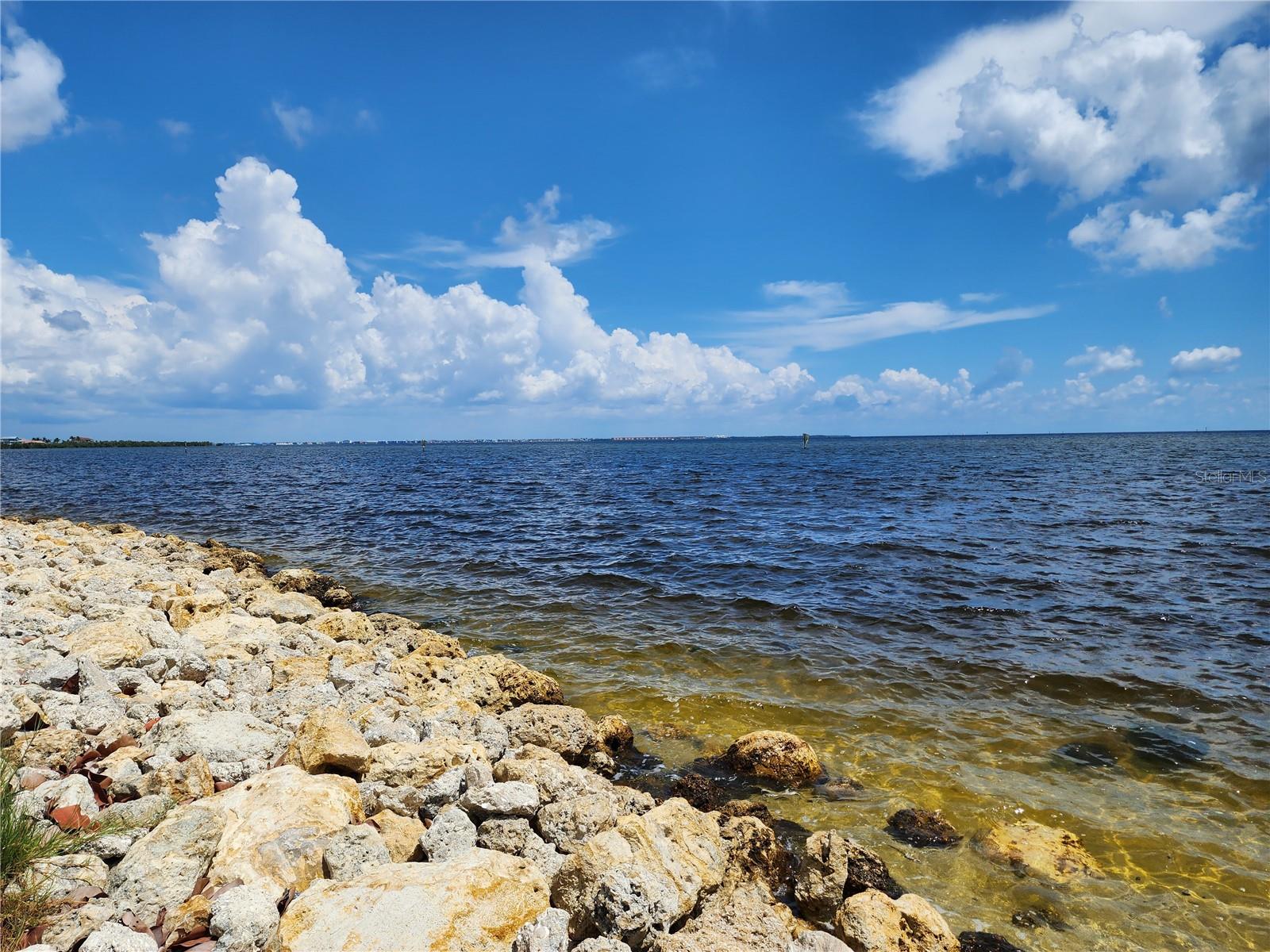 1286 HILLCREST AVE NW, PORT CHARLOTTE, FL, 33948