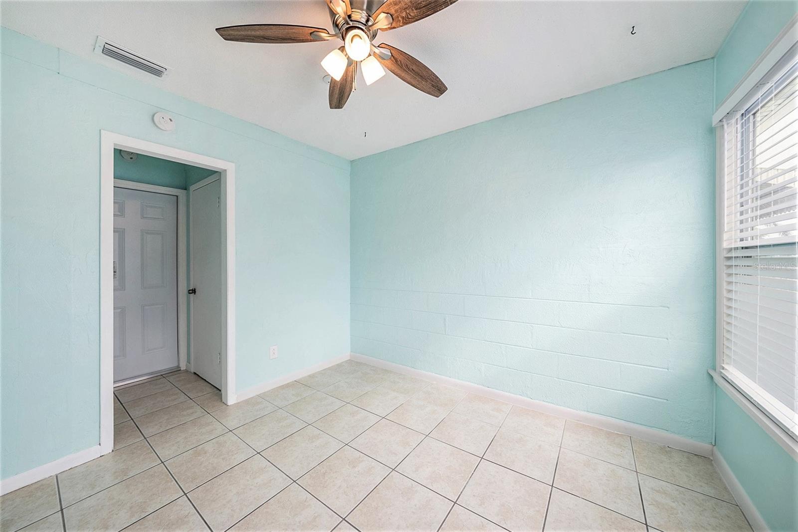 9917 DAFFODIL ST N, PINELLAS PARK, FL, 33782