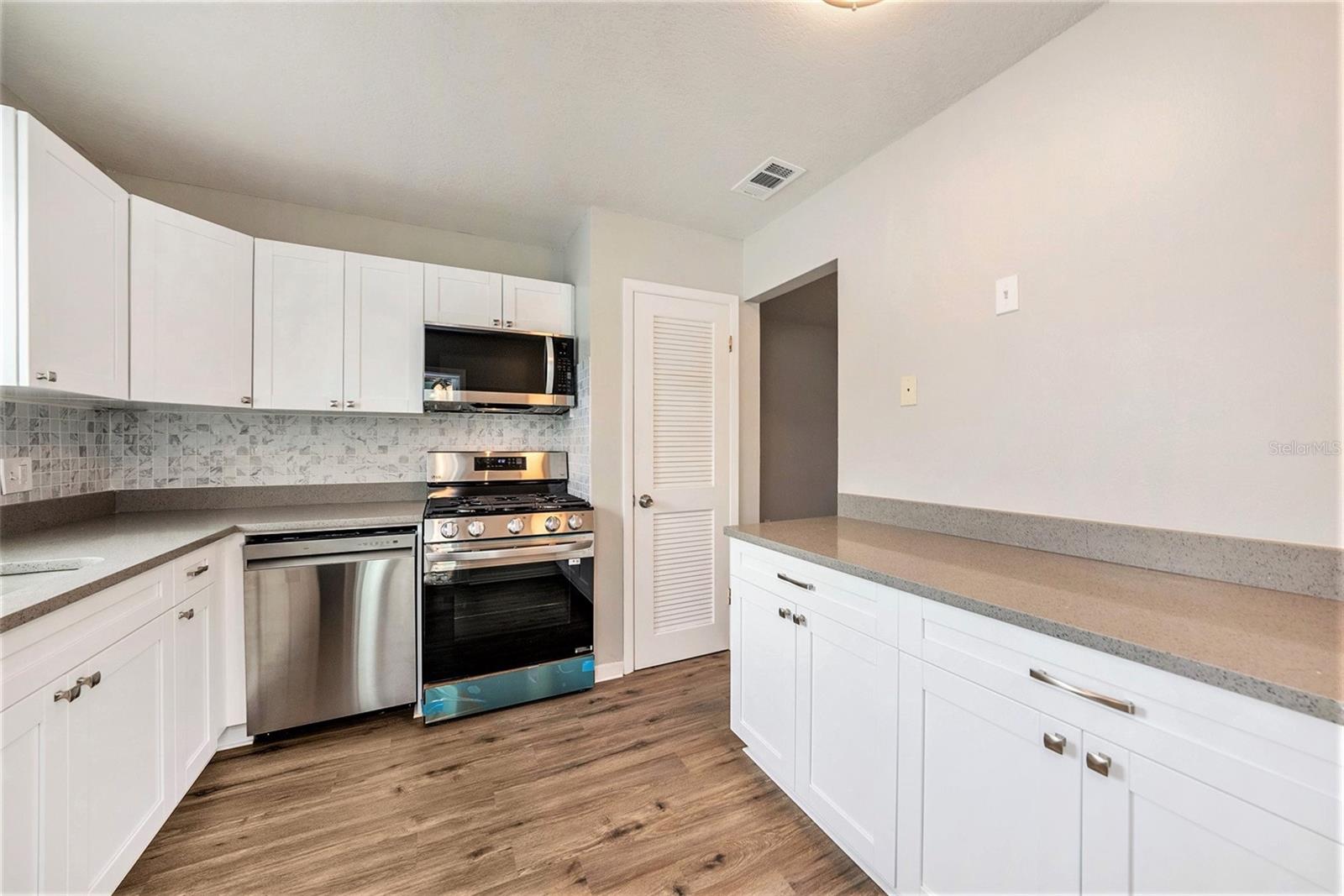 9917 DAFFODIL ST N, PINELLAS PARK, FL, 33782
