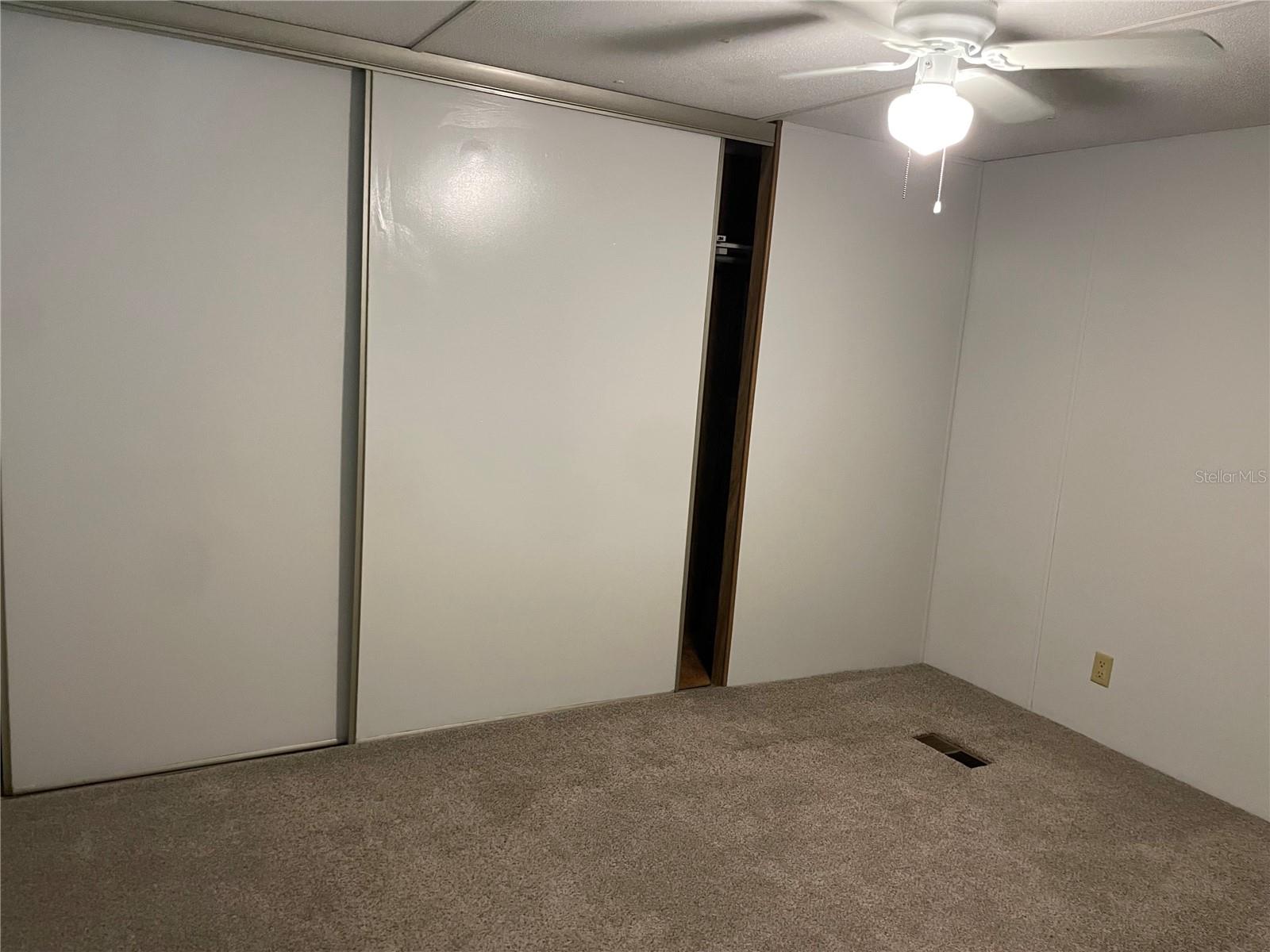 P4931085 Property Photo