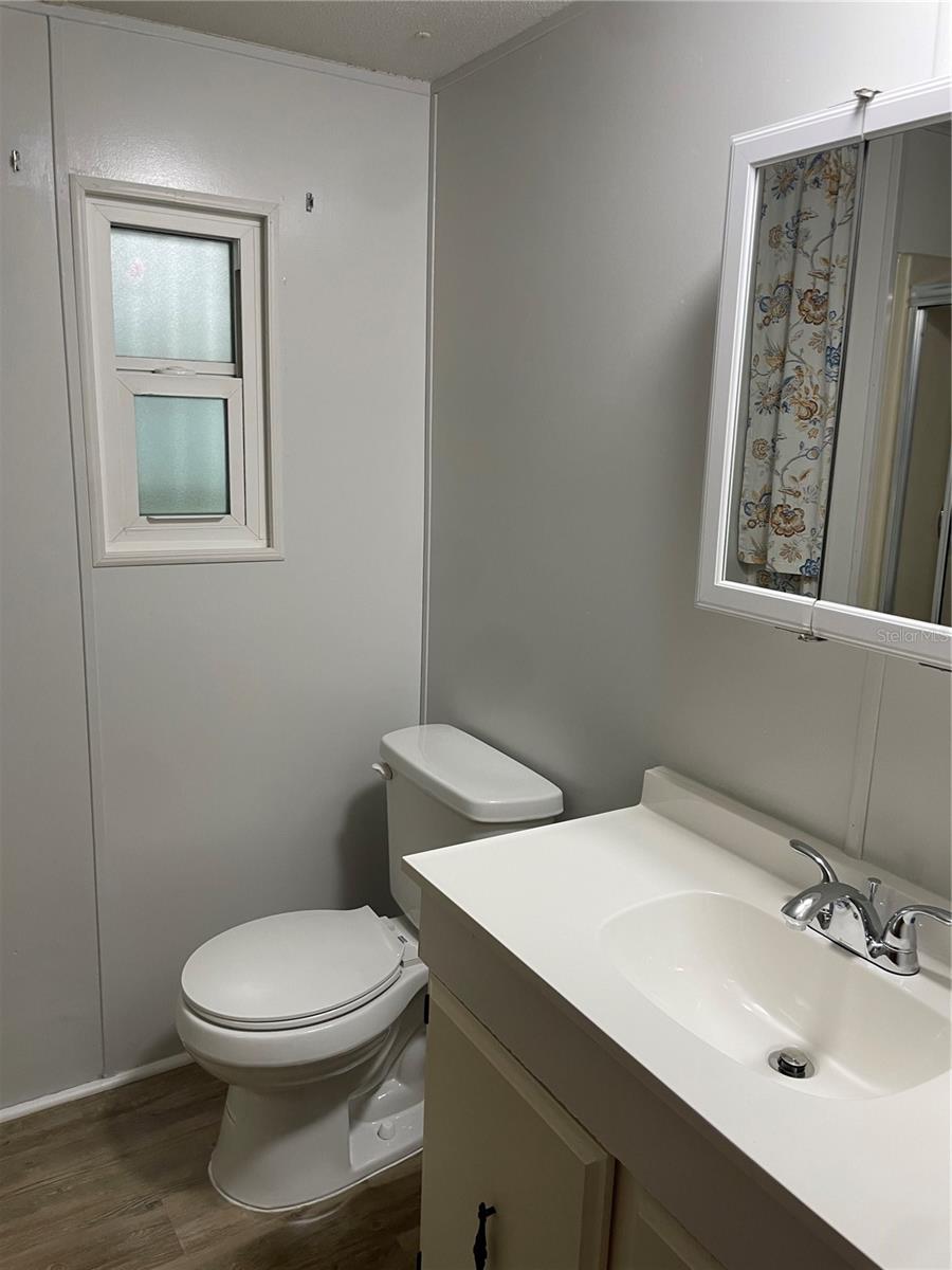 P4931085 Property Photo