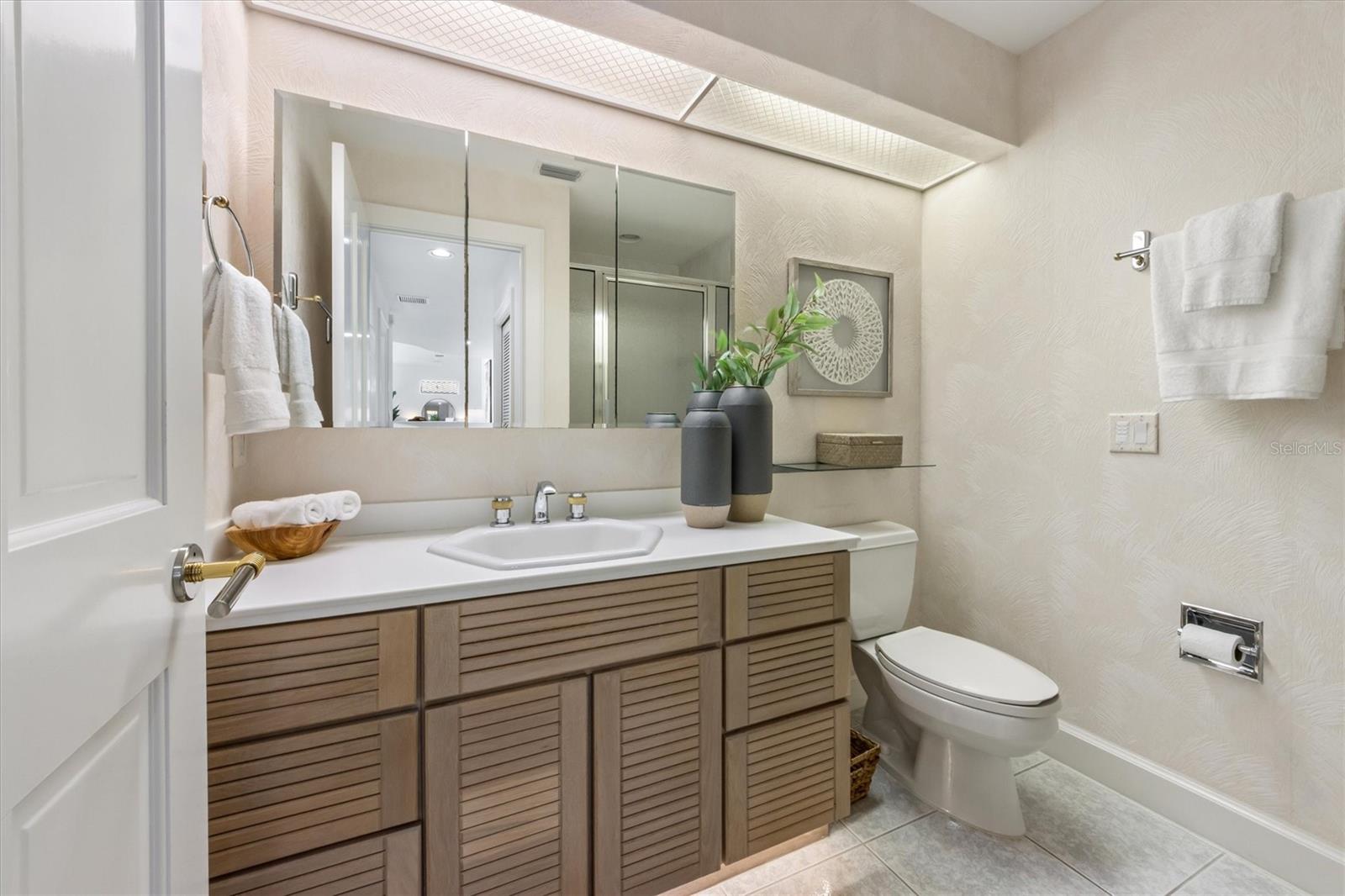 709 KEY ROYALE DR, HOLMES BEACH, FL, 34217