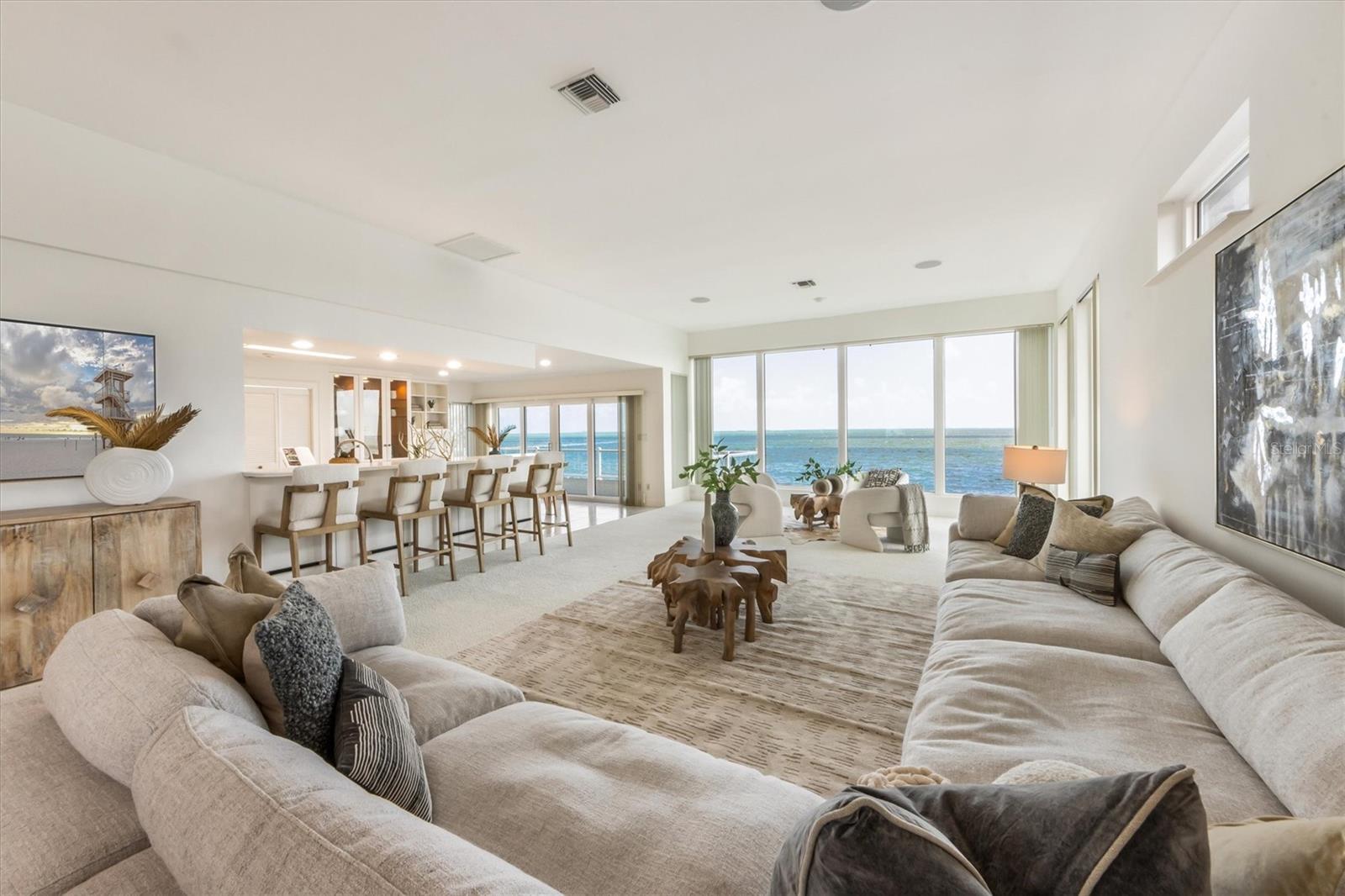 709 KEY ROYALE DR, HOLMES BEACH, FL, 34217