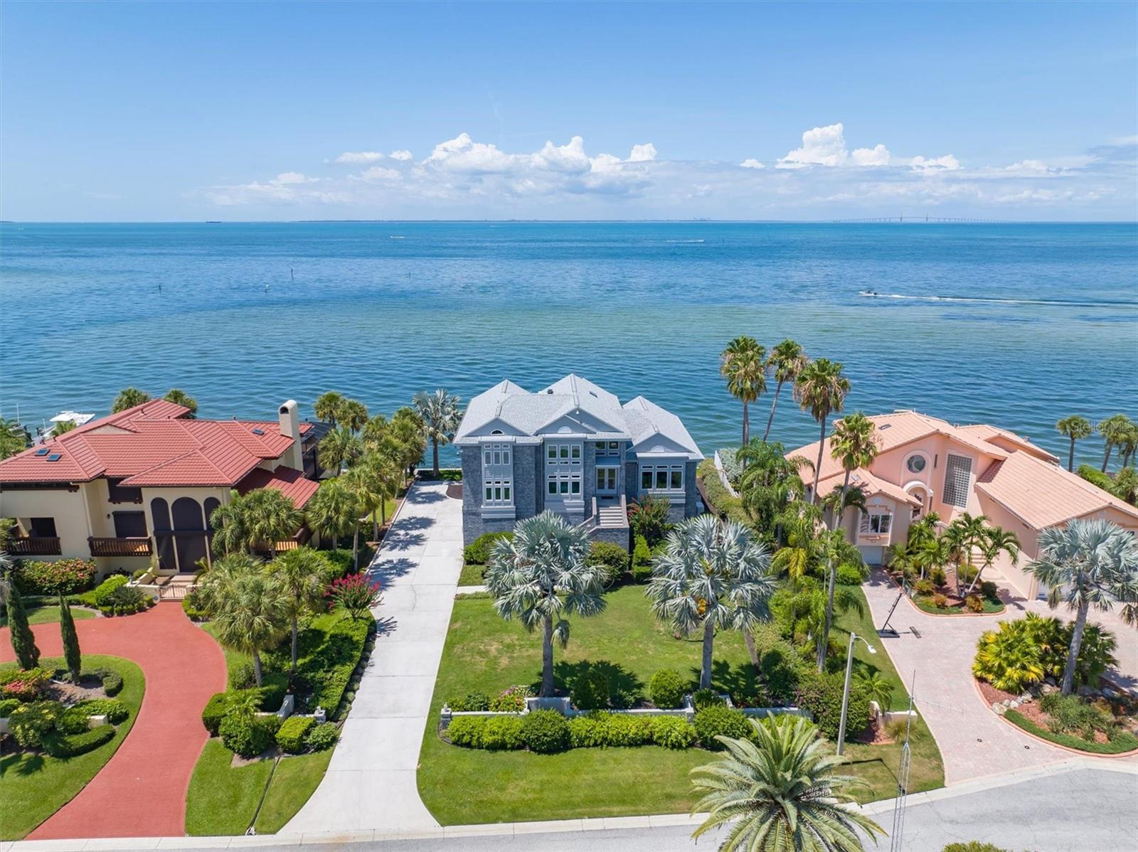 709 KEY ROYALE DR, HOLMES BEACH, FL, 34217