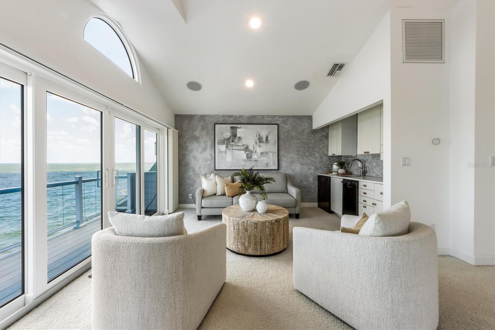 709 KEY ROYALE DR, HOLMES BEACH, FL, 34217