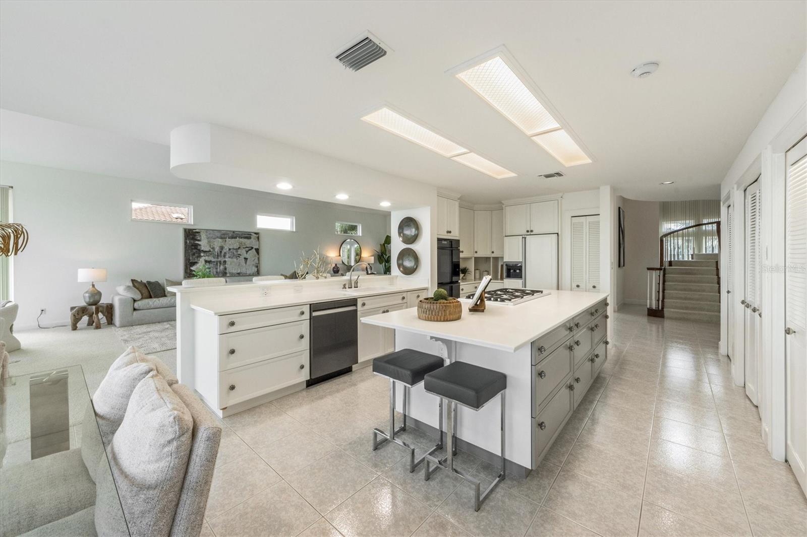 709 KEY ROYALE DR, HOLMES BEACH, FL, 34217
