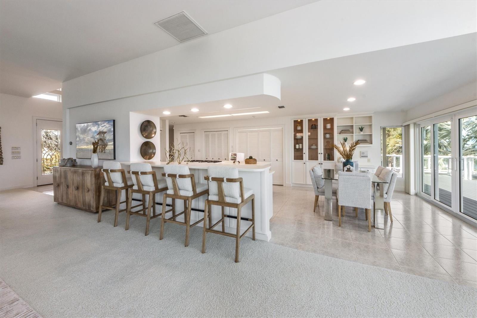 709 KEY ROYALE DR, HOLMES BEACH, FL, 34217