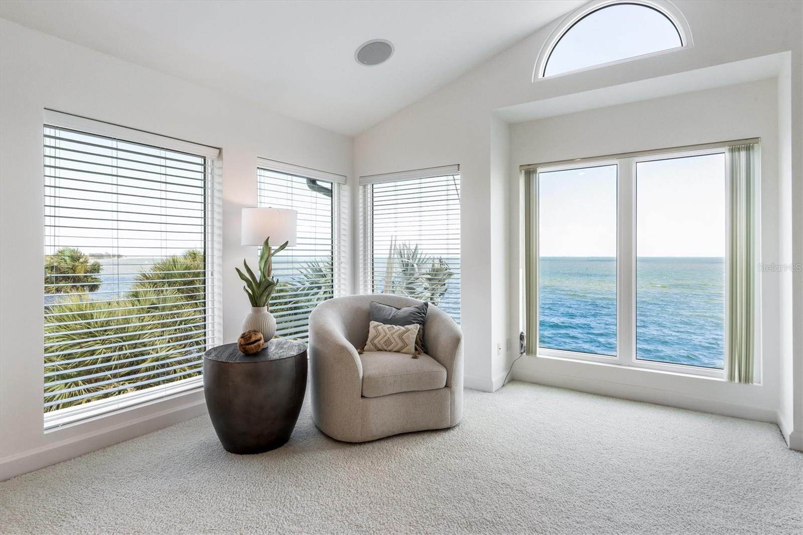 709 KEY ROYALE DR, HOLMES BEACH, FL, 34217