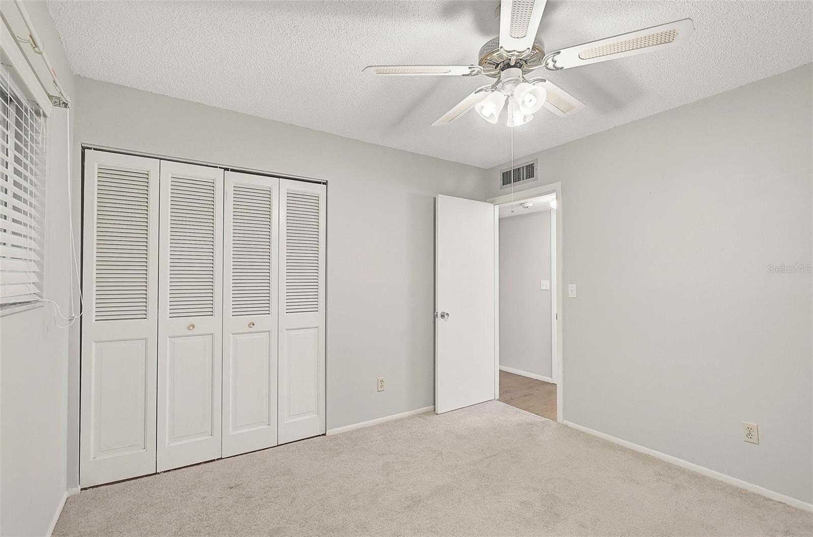 1540 GLEN OAKS DR E #B122, SARASOTA, FL, 34232