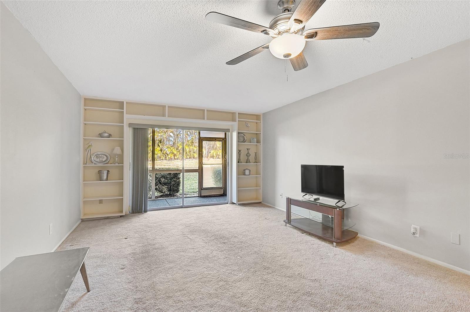 1540 GLEN OAKS DR E #B122, SARASOTA, FL, 34232
