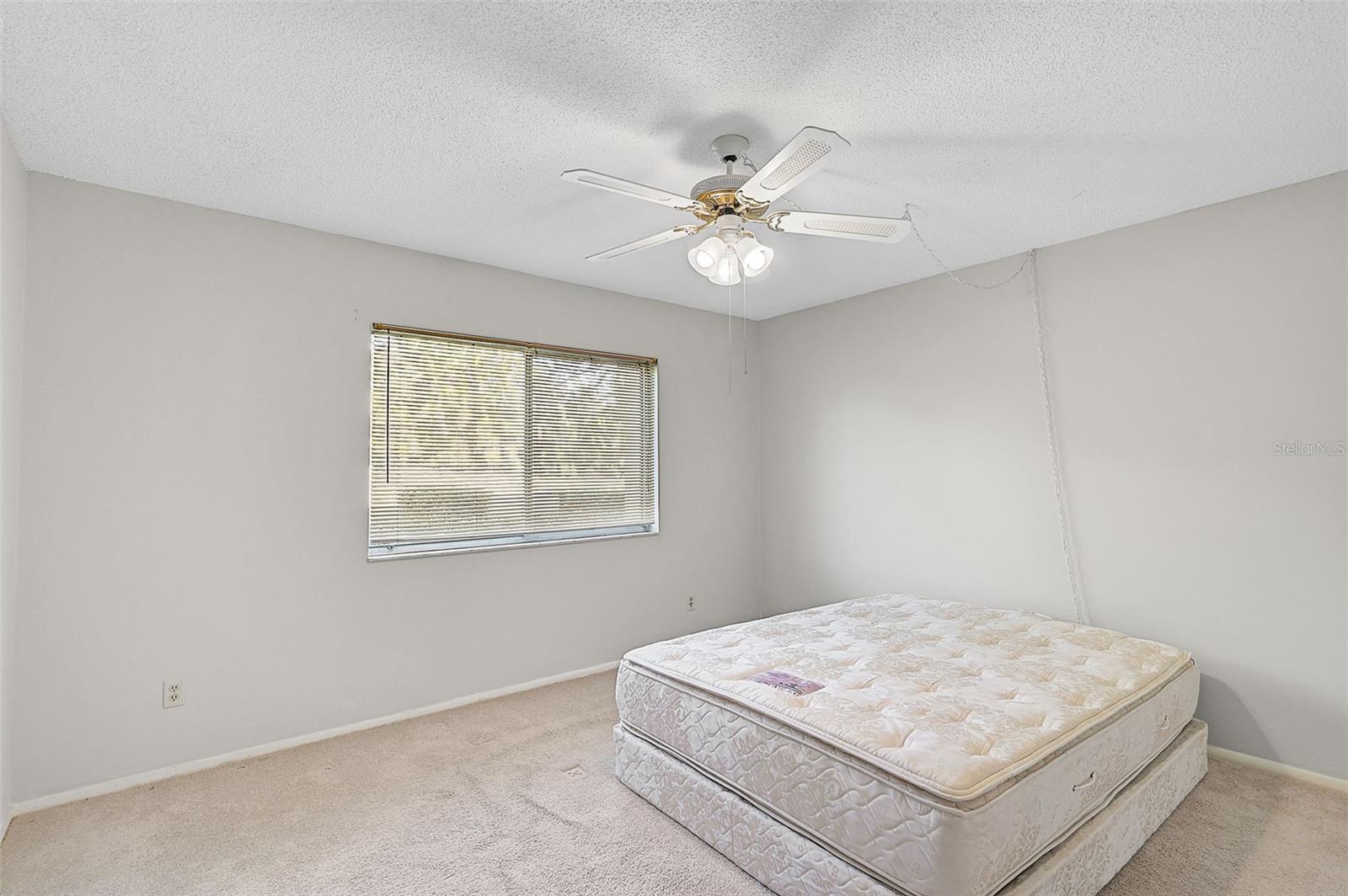 1540 GLEN OAKS DR E #B122, SARASOTA, FL, 34232