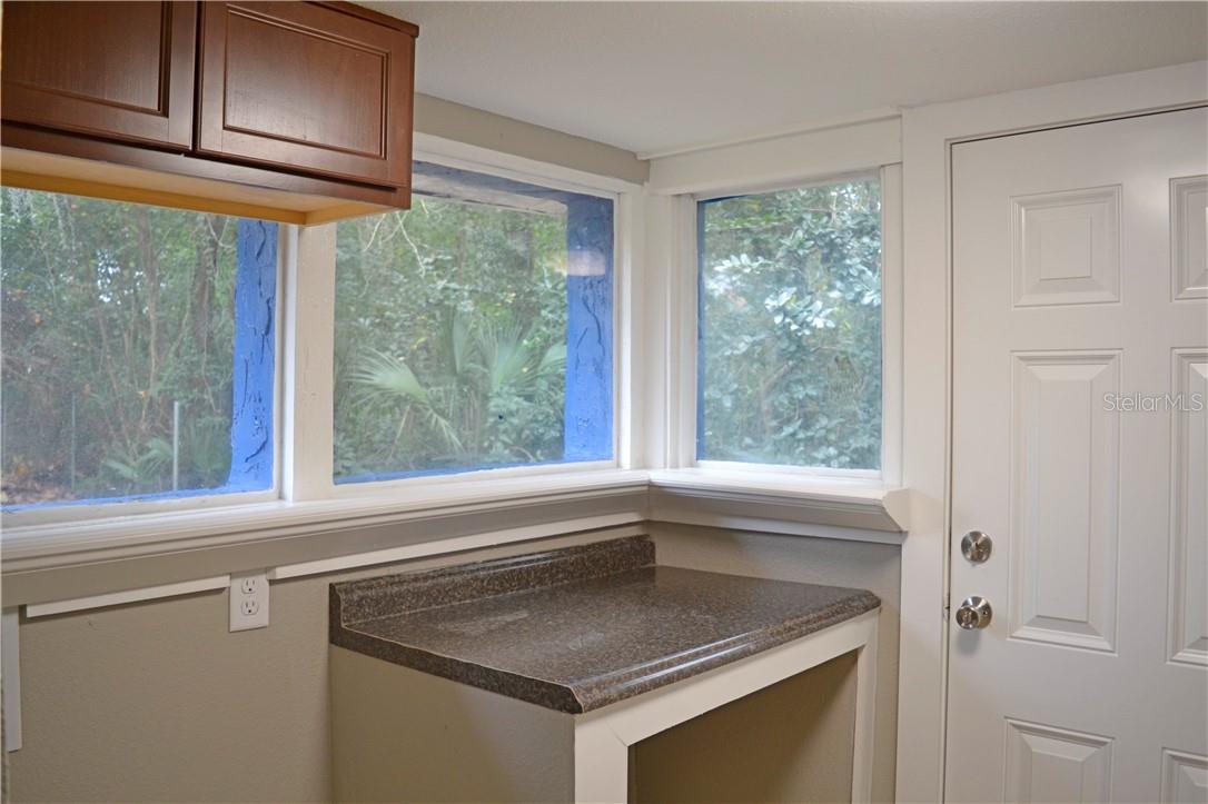 647 S DELAWARE AVE, DELAND, FL, 32720