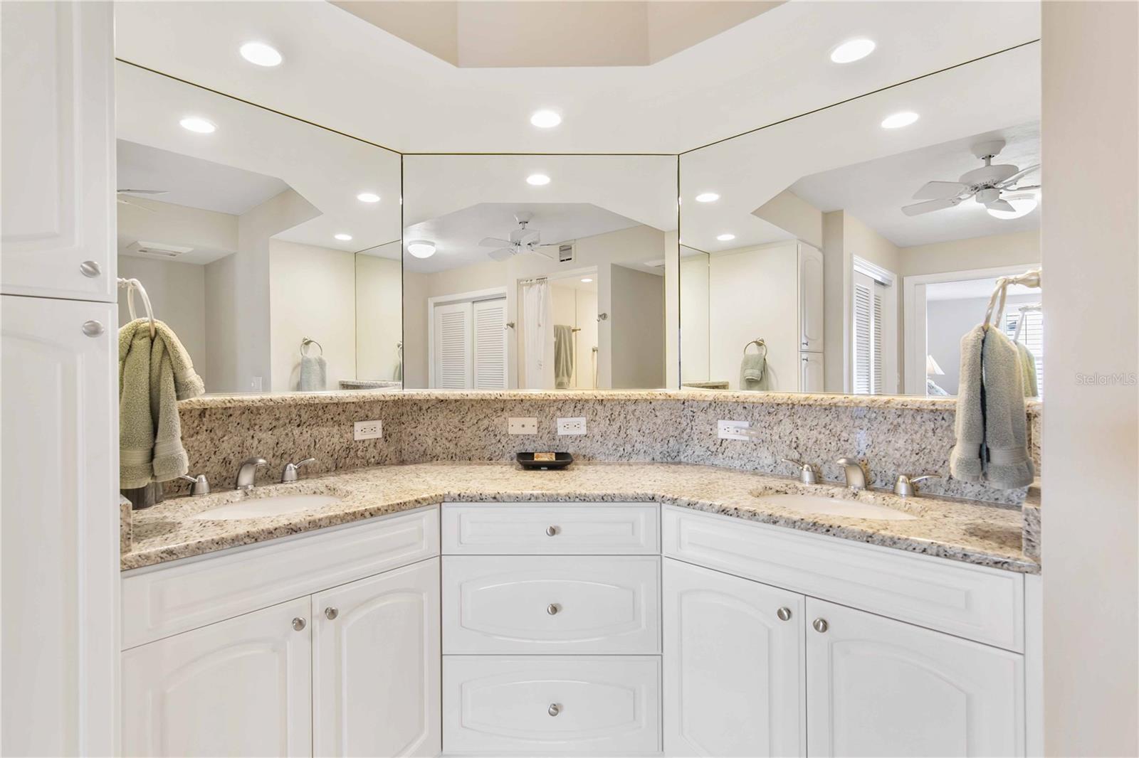 6480 MIDNIGHT PASS RD #503, SARASOTA, FL, 34242