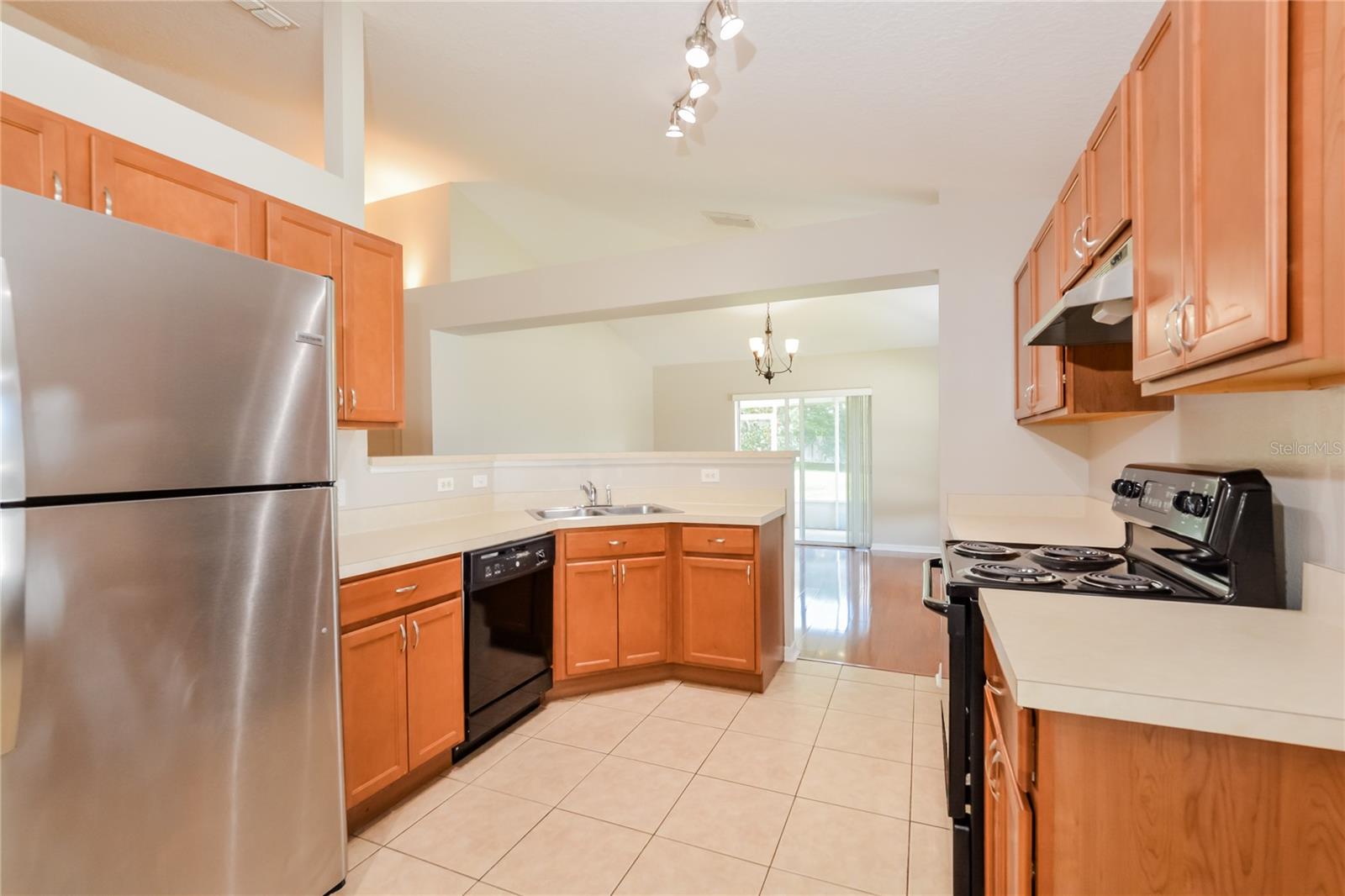 31817 SUNPARK CIR, LEESBURG, FL, 34748