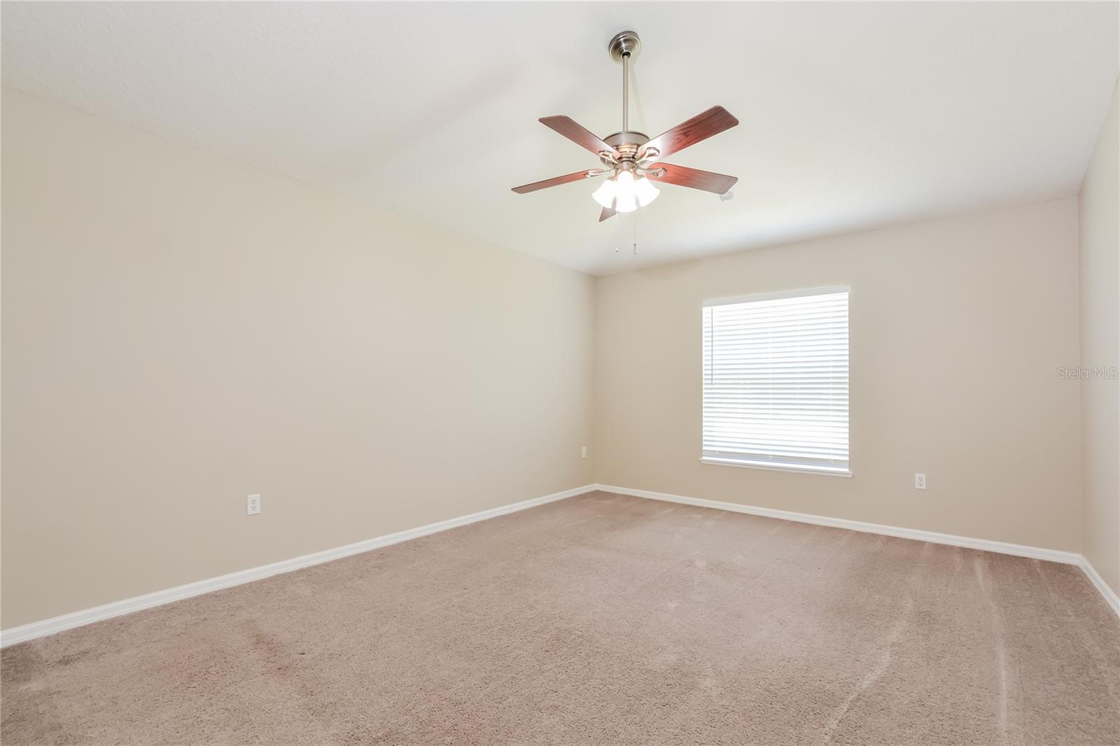 31817 SUNPARK CIR, LEESBURG, FL, 34748