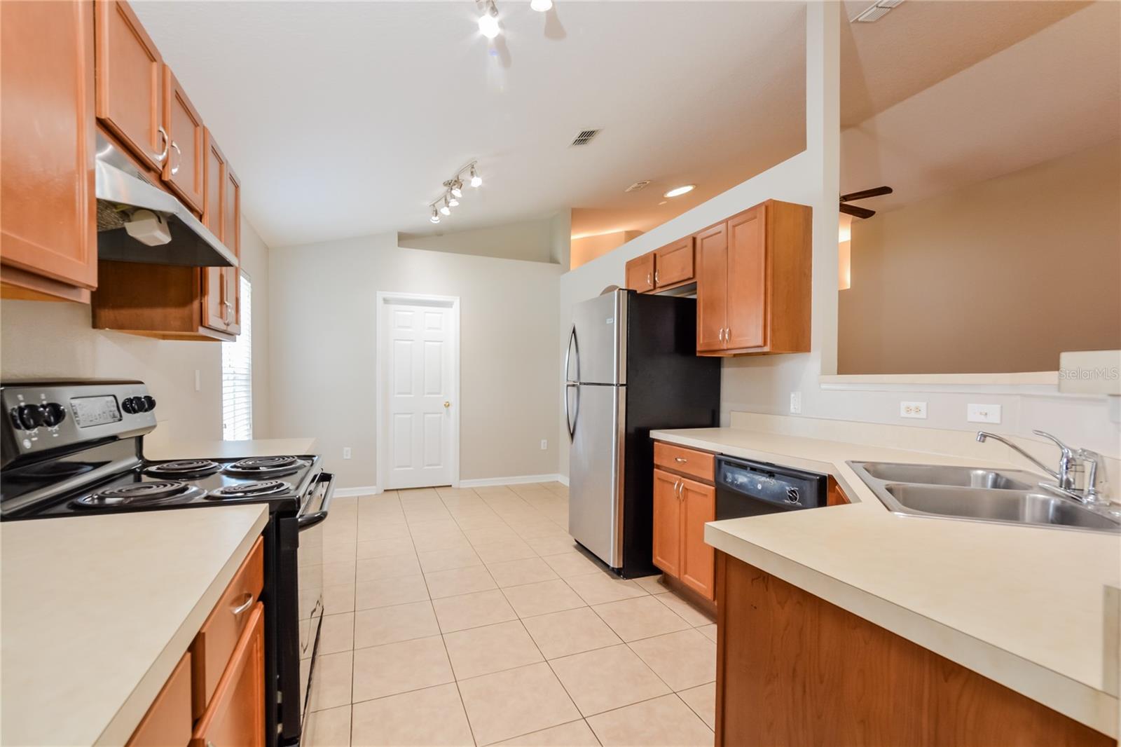 31817 SUNPARK CIR, LEESBURG, FL, 34748