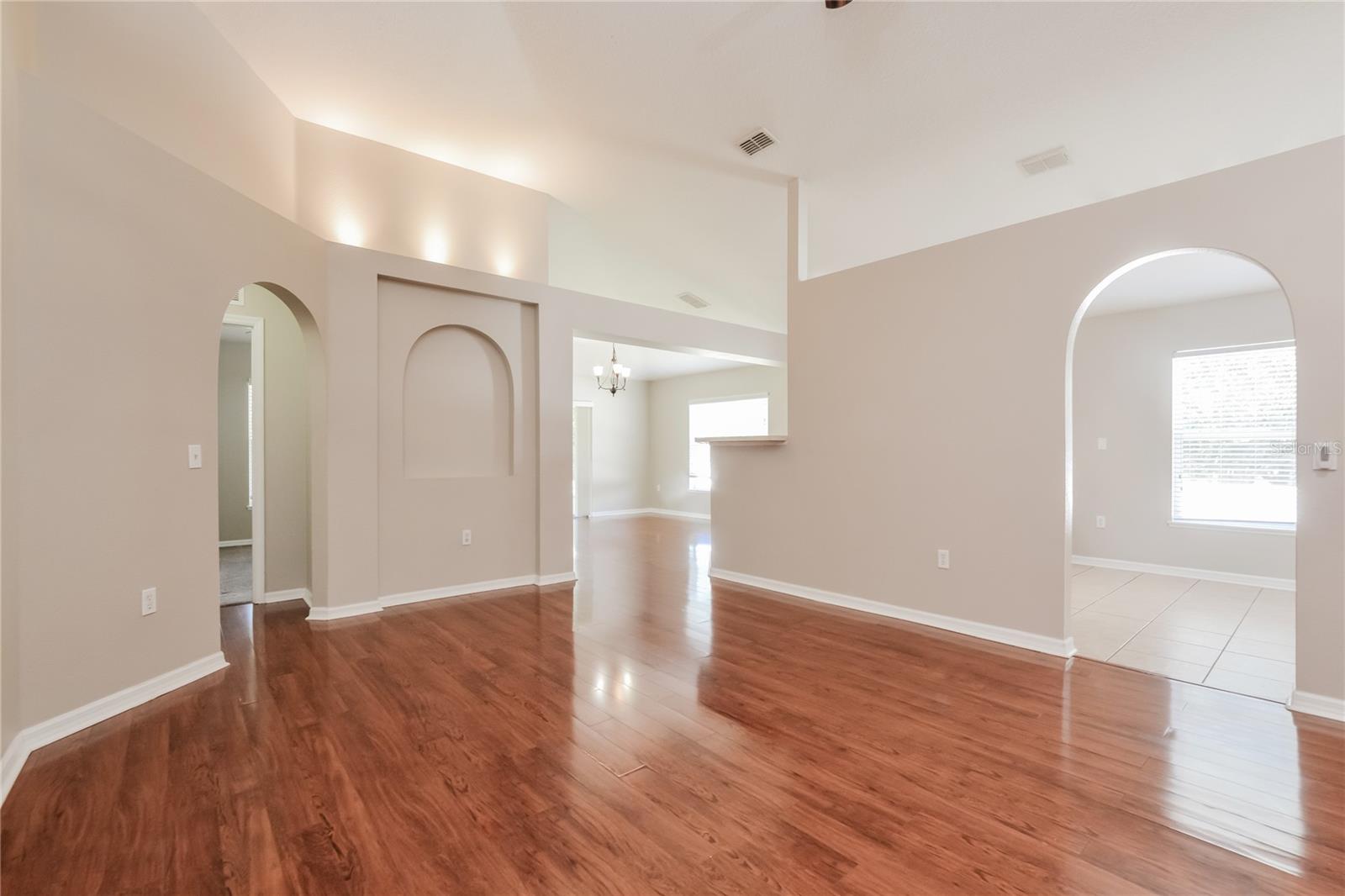 31817 SUNPARK CIR, LEESBURG, FL, 34748