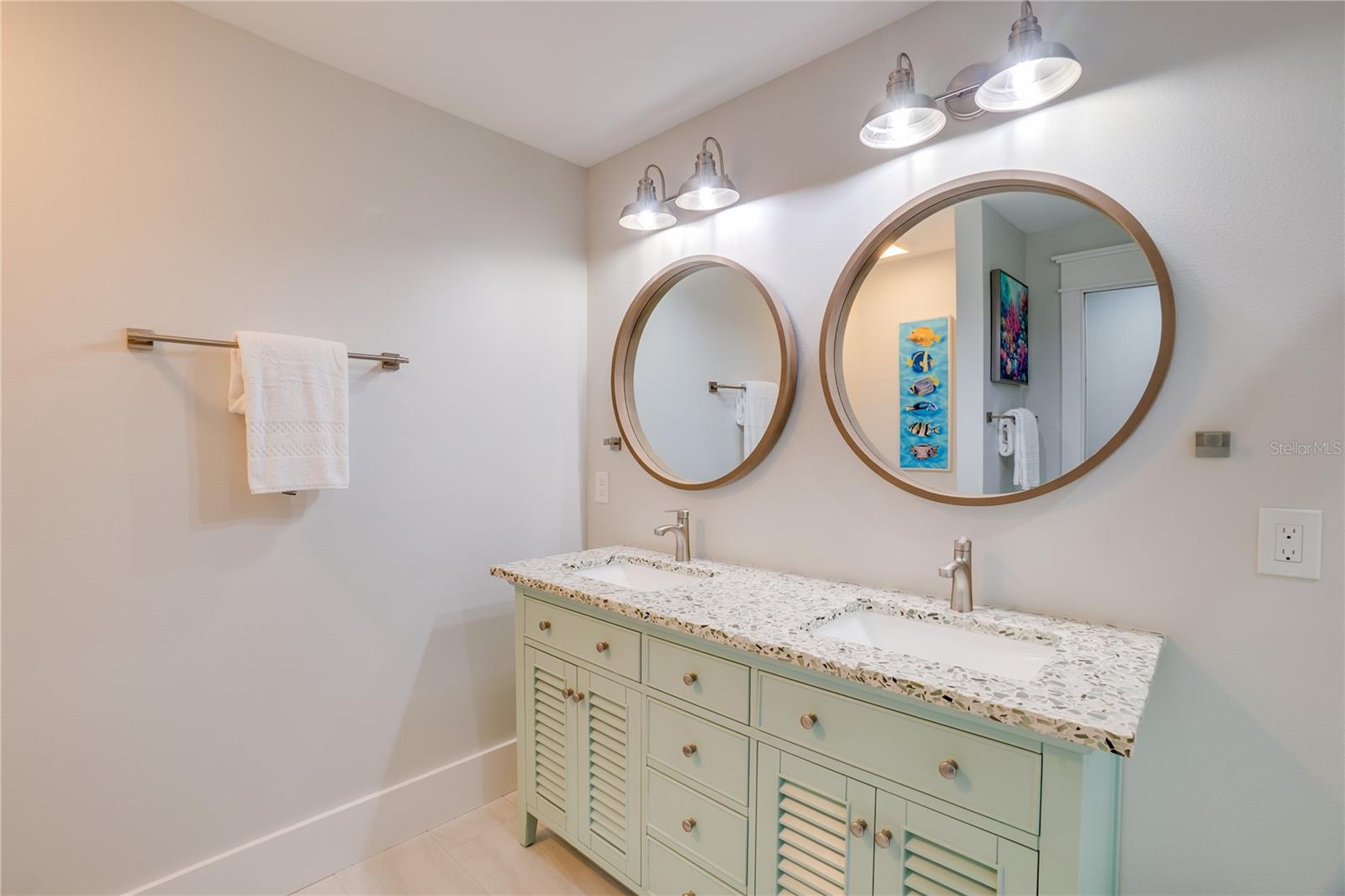 A4615961 Property Photo