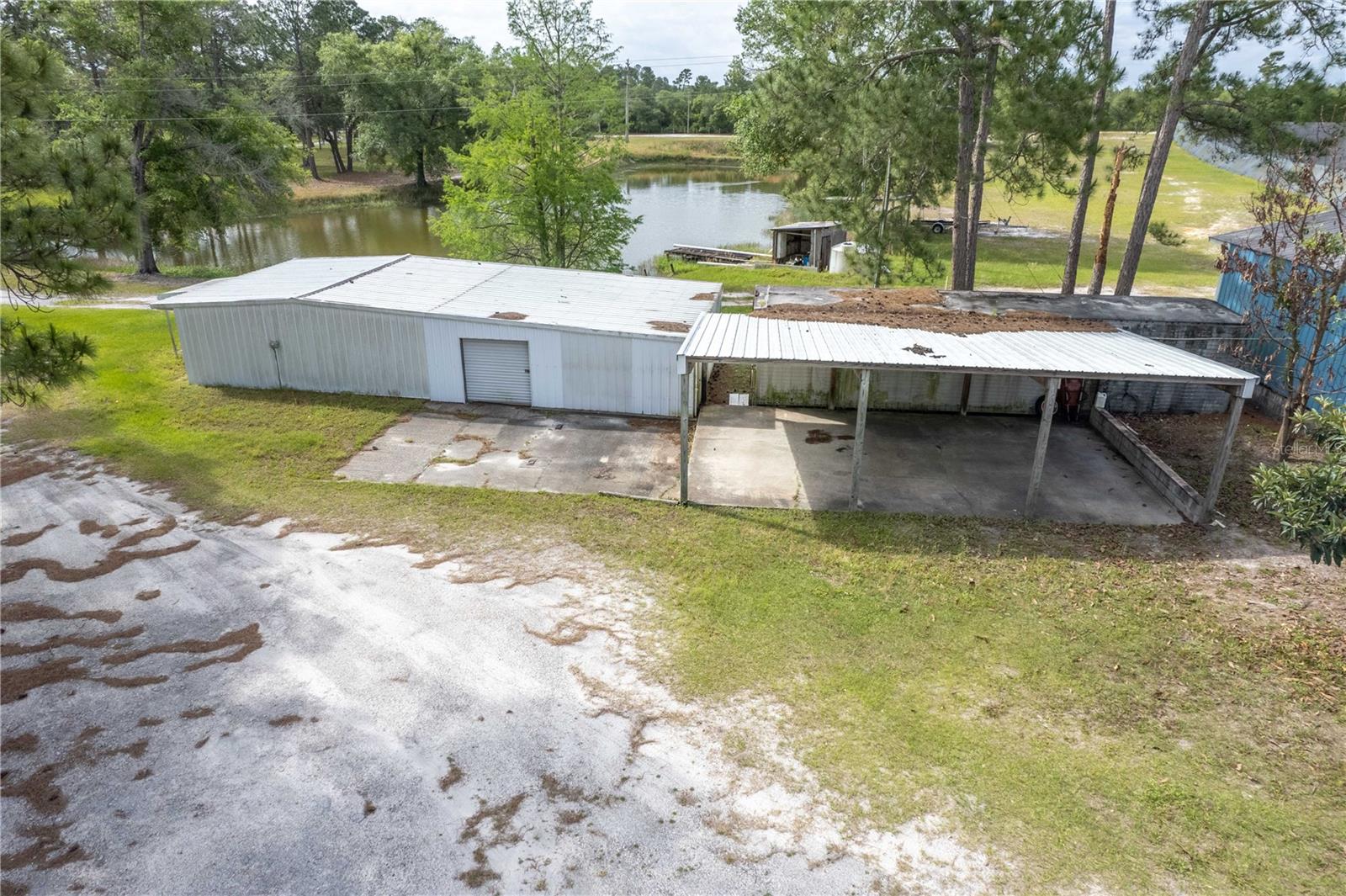 40945 BEACH RD, EUSTIS, FL, 32736