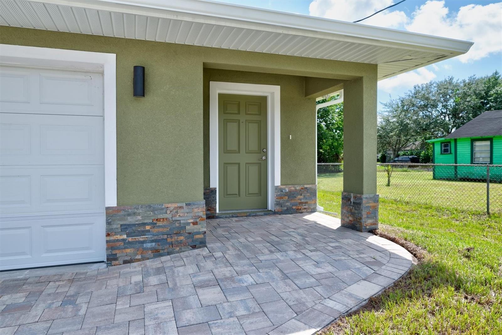 2261 GREENWAY ST, SANFORD, FL, 32771