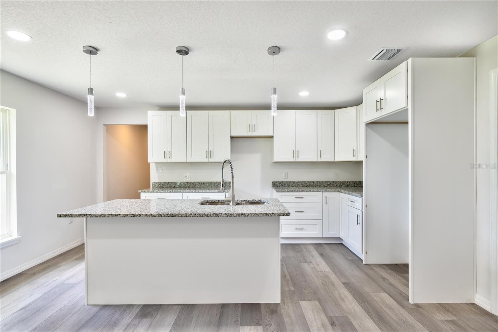 2261 GREENWAY ST, SANFORD, FL, 32771