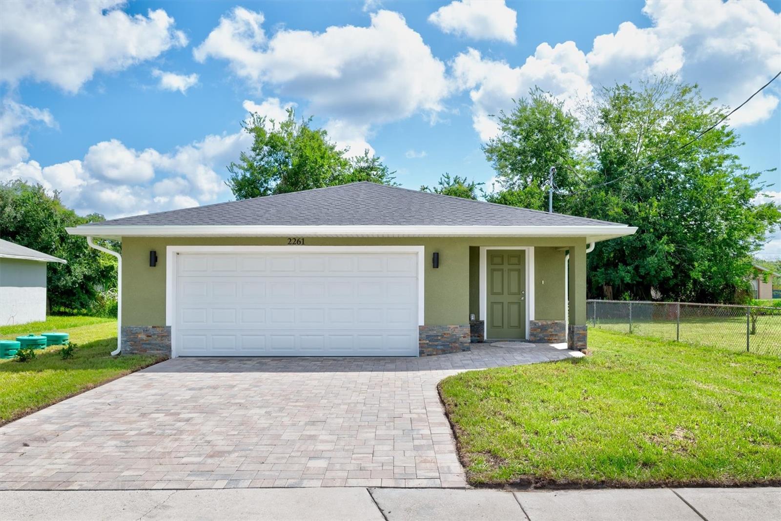2261 GREENWAY ST, SANFORD, FL, 32771