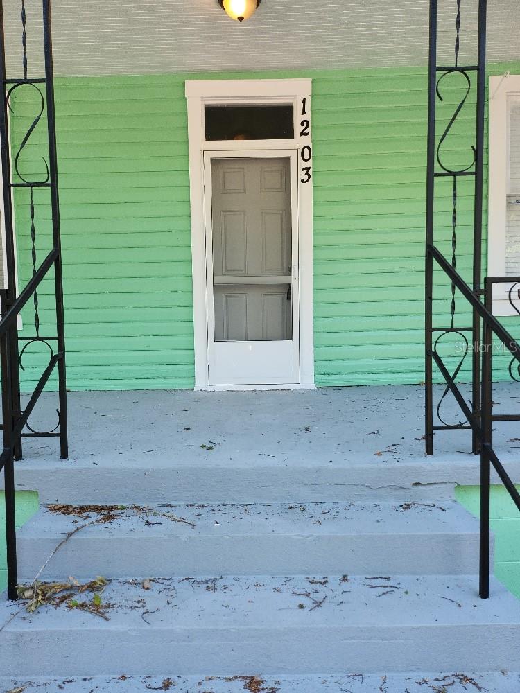 1203 E 15TH AVE, TAMPA, FL, 33605