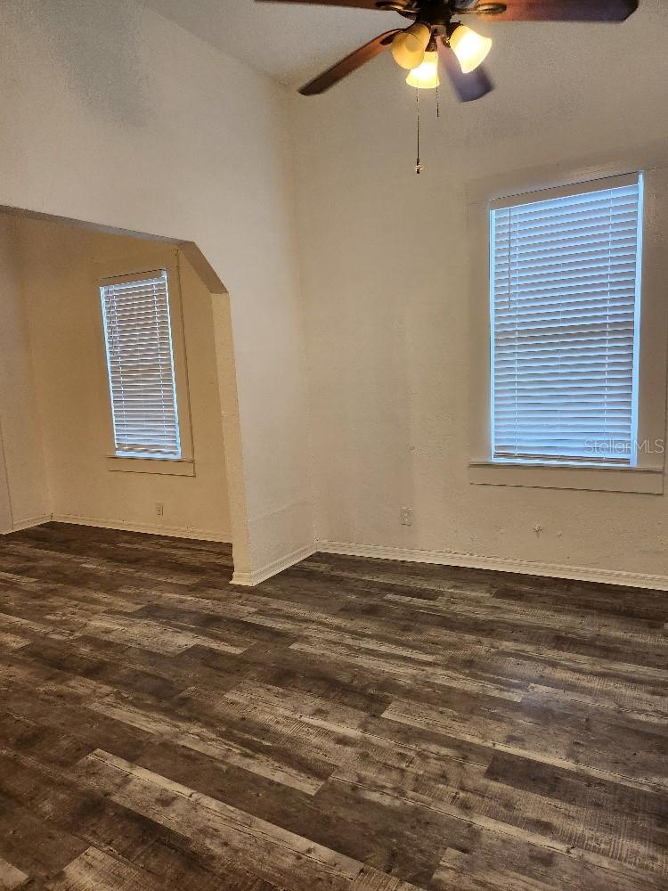 1203 E 15TH AVE, TAMPA, FL, 33605
