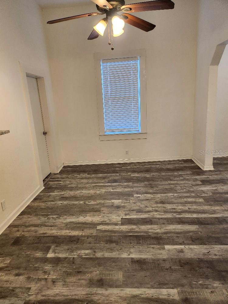 1203 E 15TH AVE, TAMPA, FL, 33605