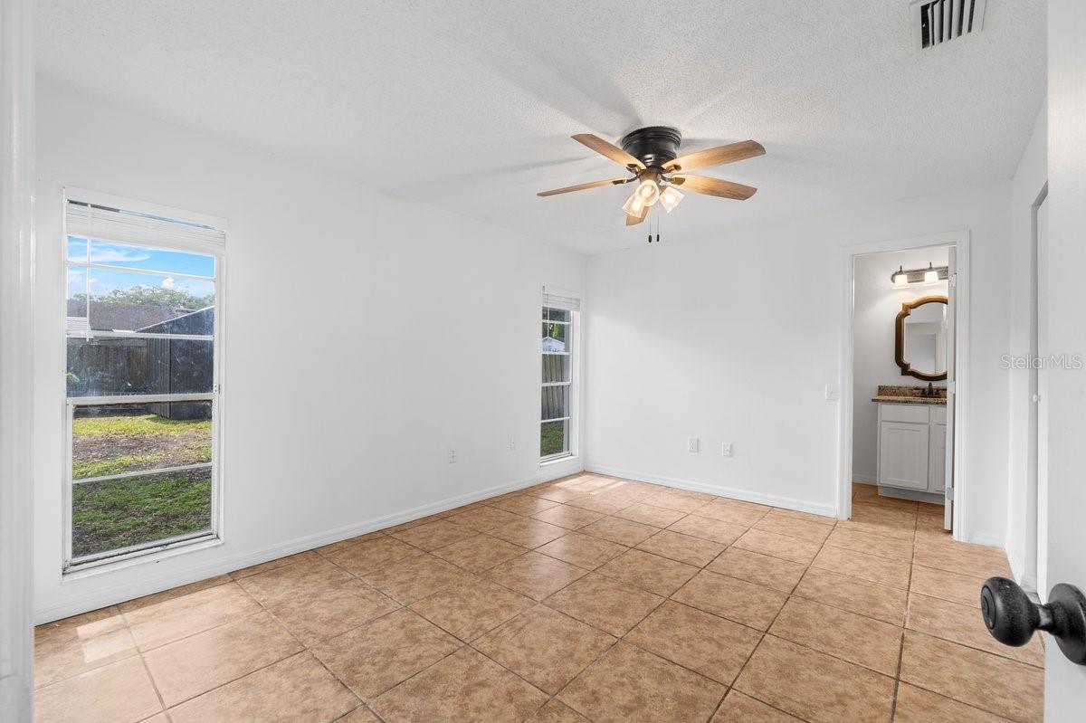 2232 CRYSTAL GROVE LN, LAKELAND, FL, 33801