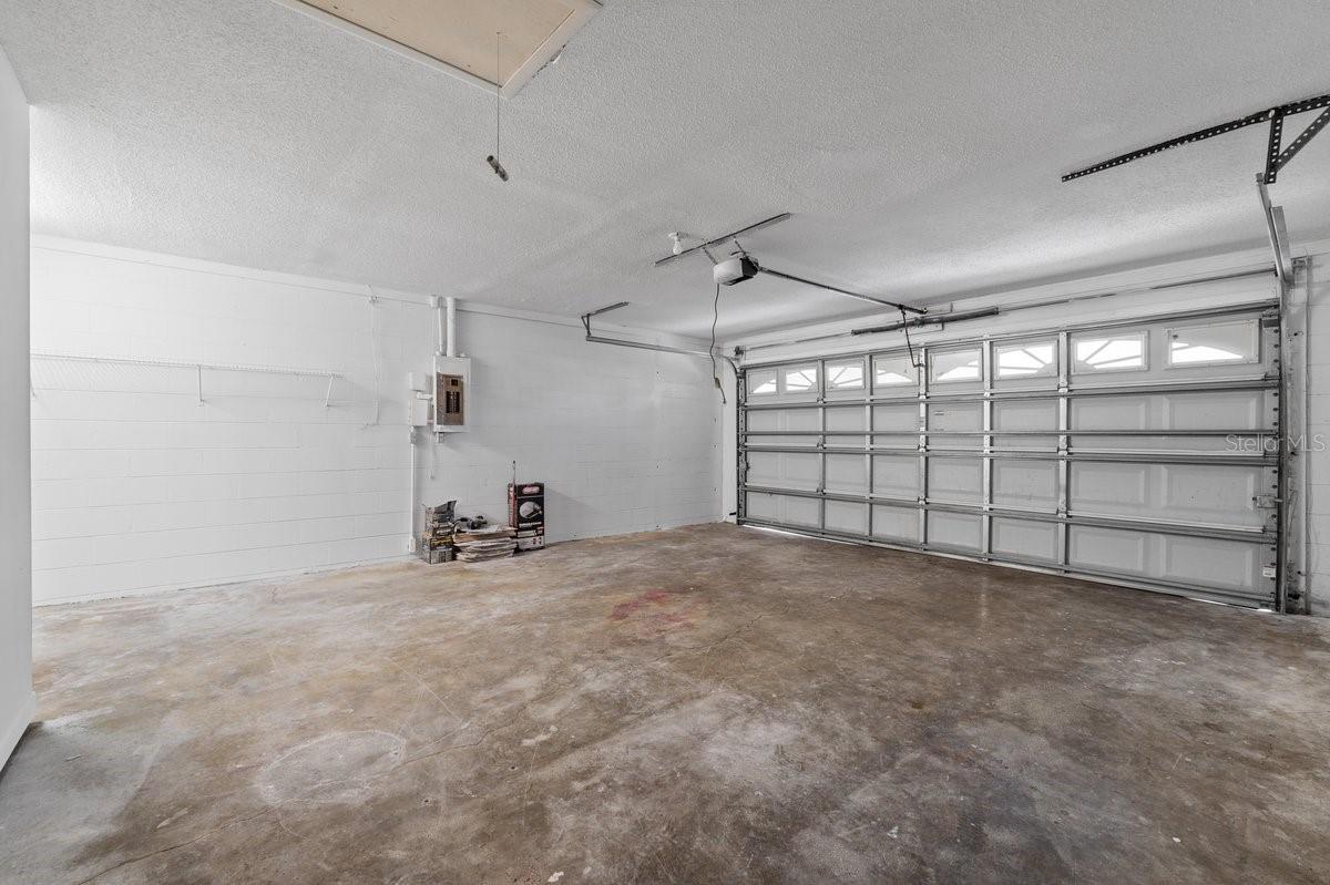 2232 CRYSTAL GROVE LN, LAKELAND, FL, 33801