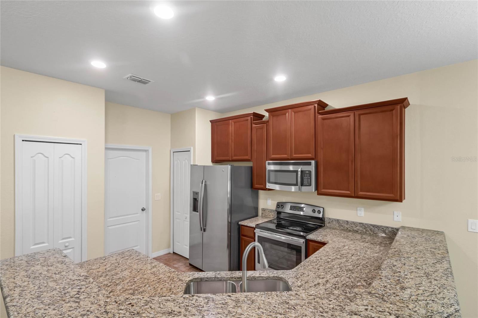 3603 SOLANA CIR #B, CLERMONT, FL, 34711