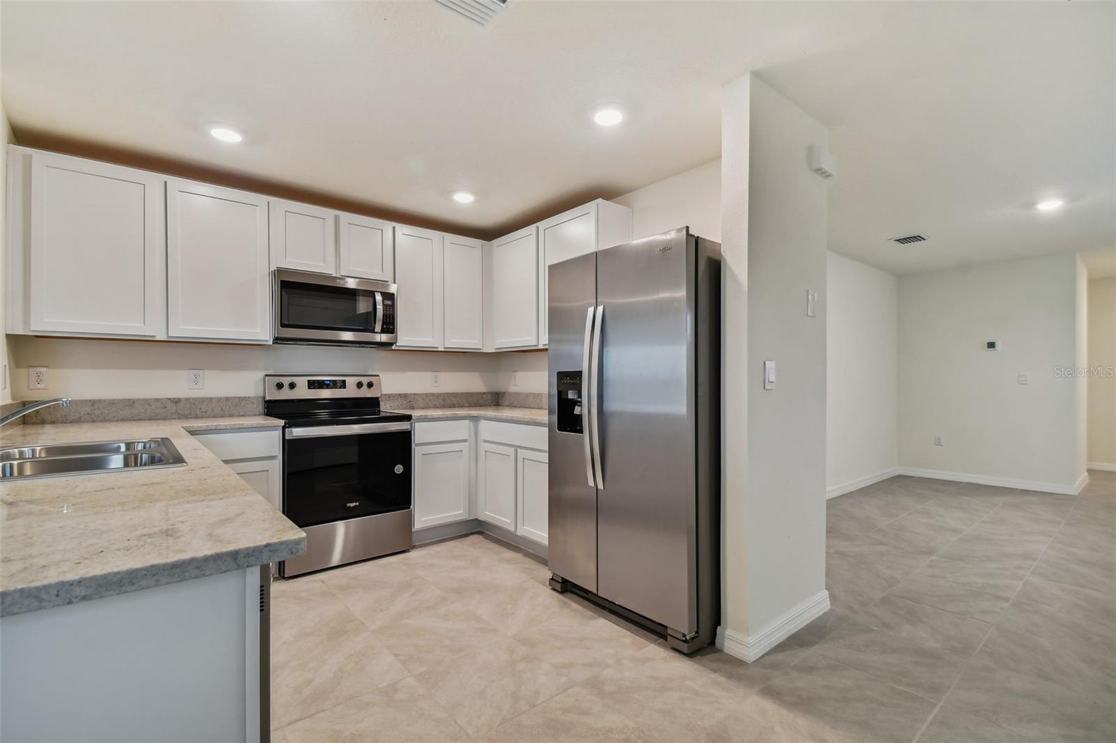 5552 LOGAN CAVE AVE, WIMAUMA, FL, 33598