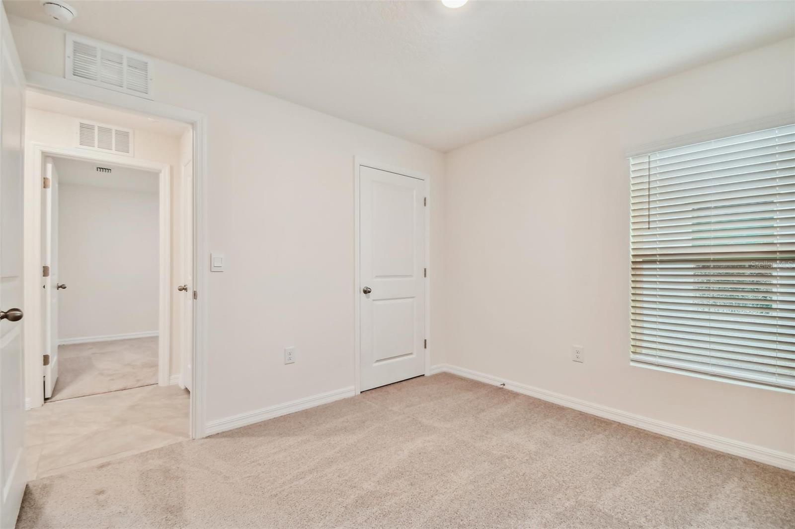 5552 LOGAN CAVE AVE, WIMAUMA, FL, 33598