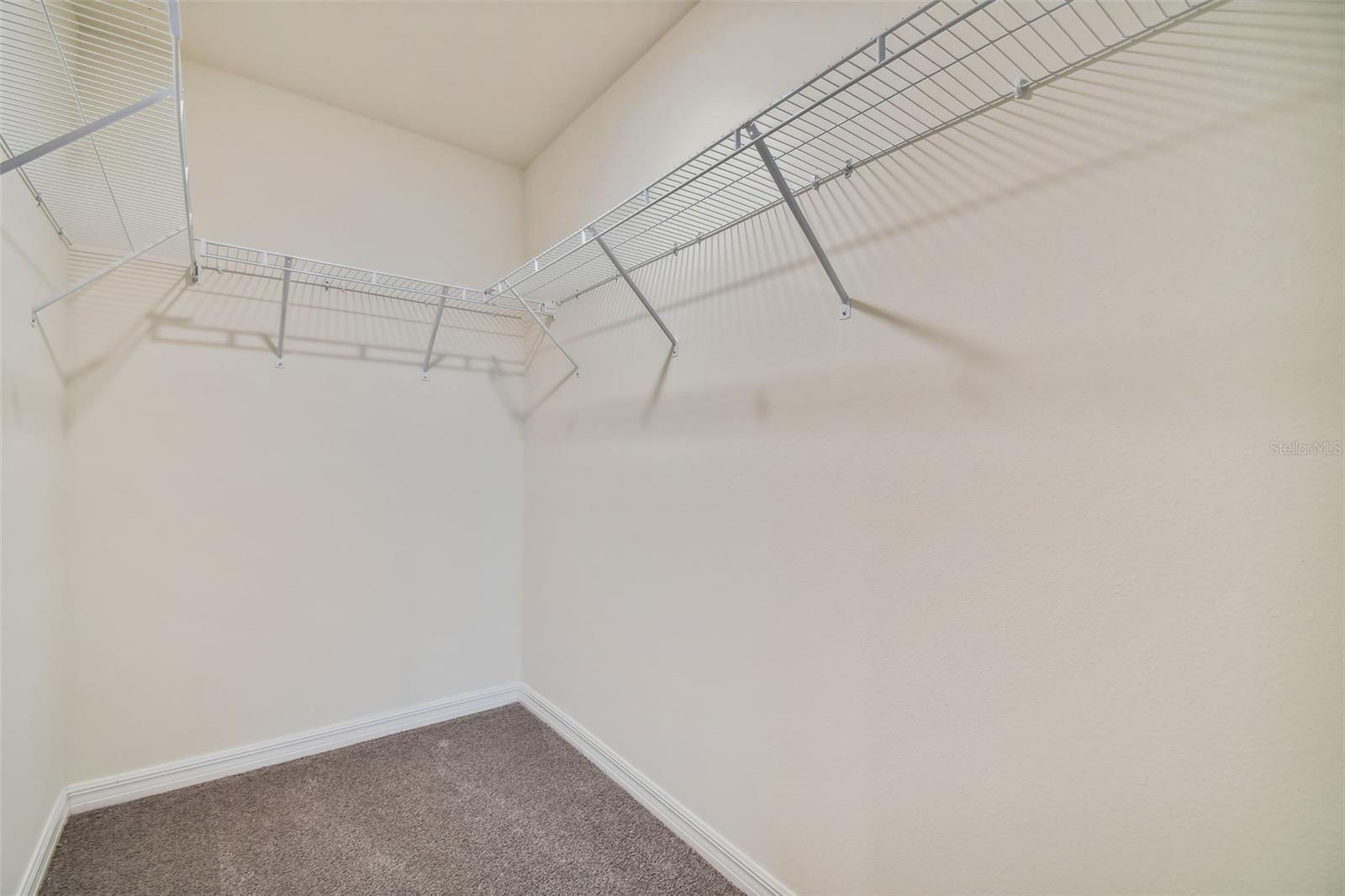 5552 LOGAN CAVE AVE, WIMAUMA, FL, 33598