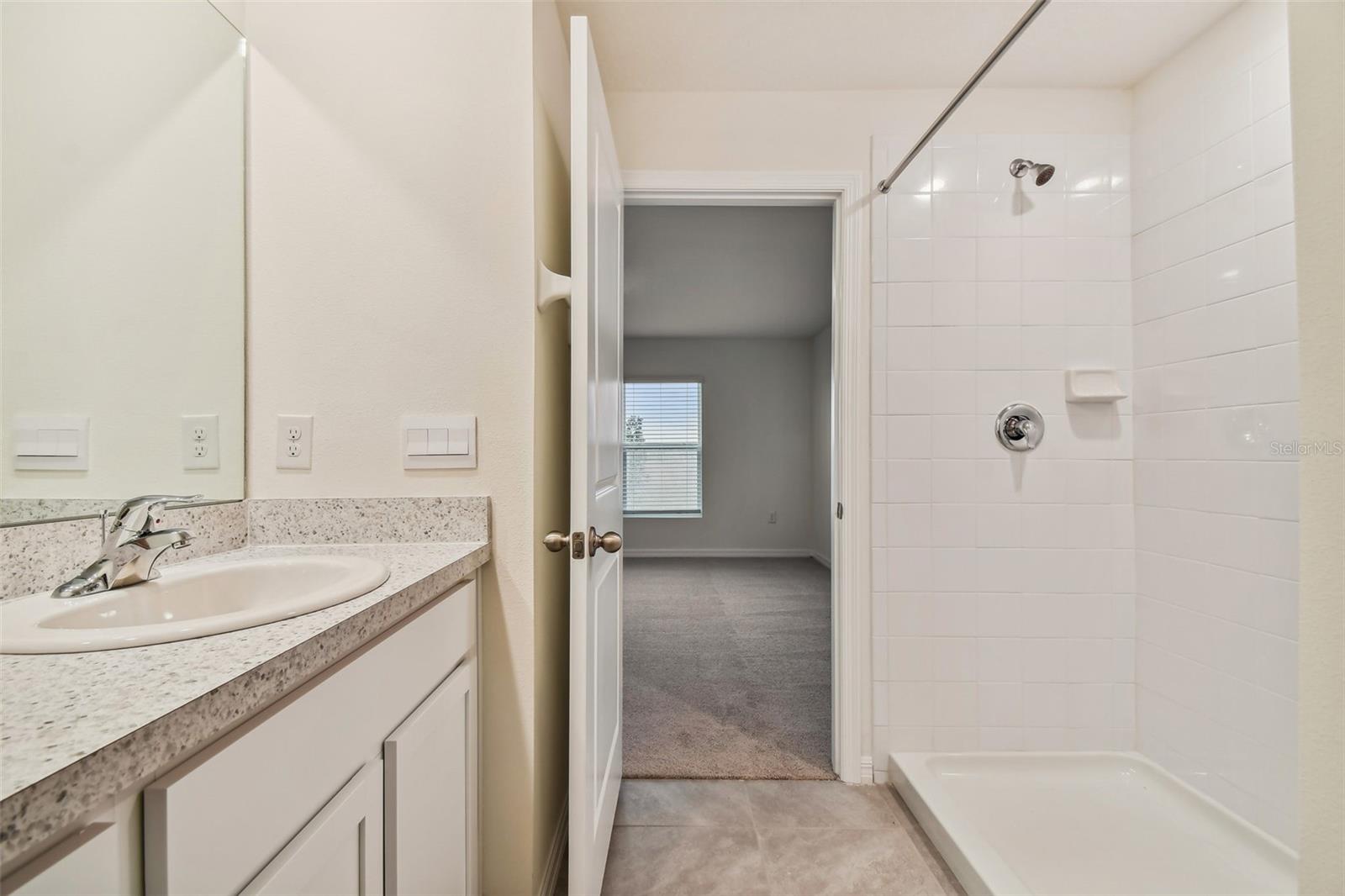 5552 LOGAN CAVE AVE, WIMAUMA, FL, 33598