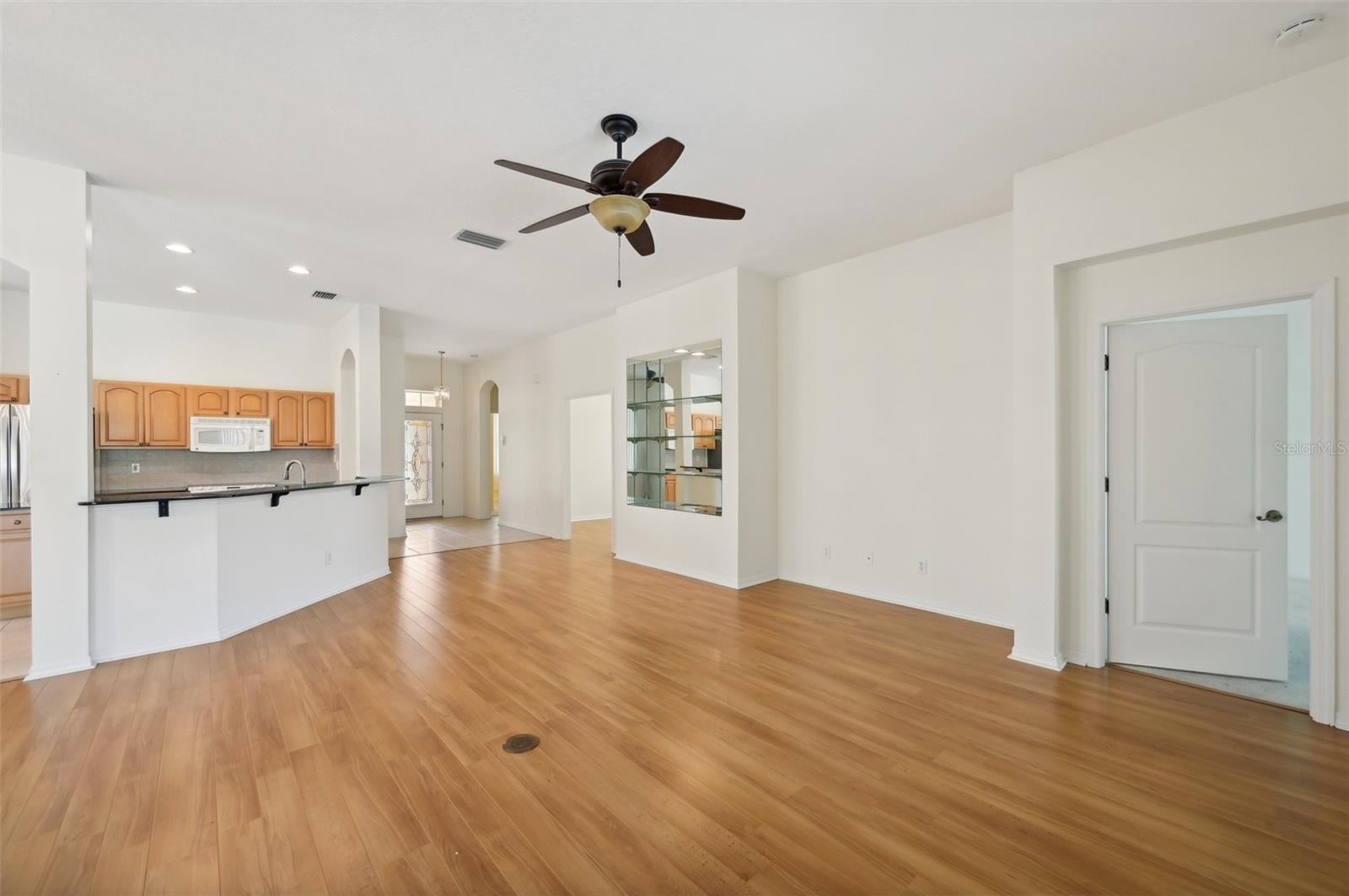 1349 MISTY GREENS DR, SUN CITY CENTER, FL, 33573