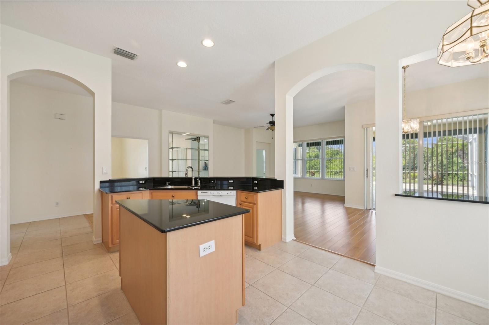 1349 MISTY GREENS DR, SUN CITY CENTER, FL, 33573