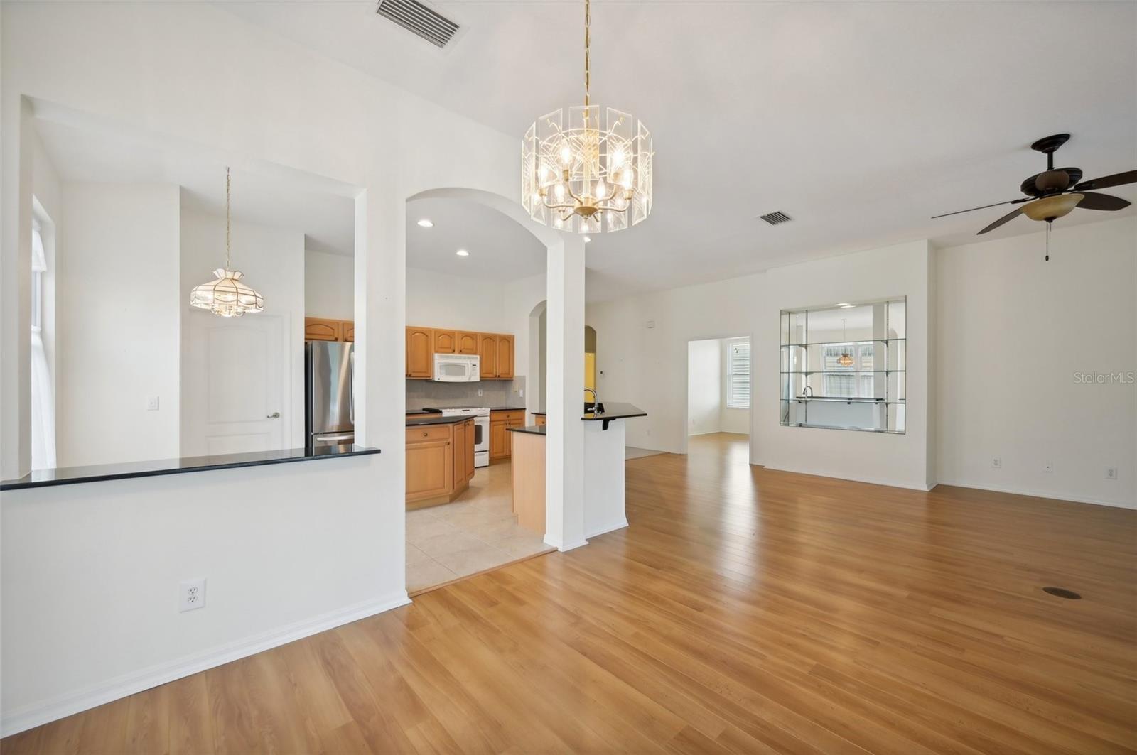 1349 MISTY GREENS DR, SUN CITY CENTER, FL, 33573
