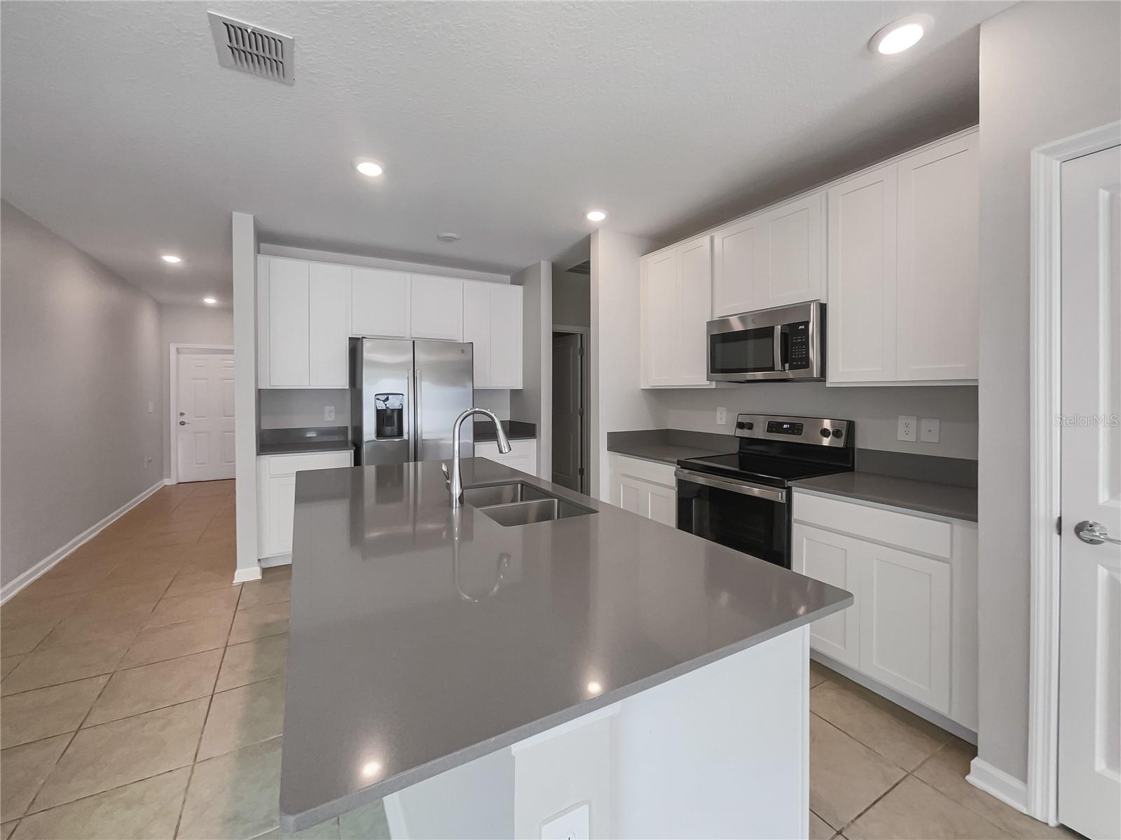 6931 WILSON PASTURE AVE, GROVELAND, FL, 34736