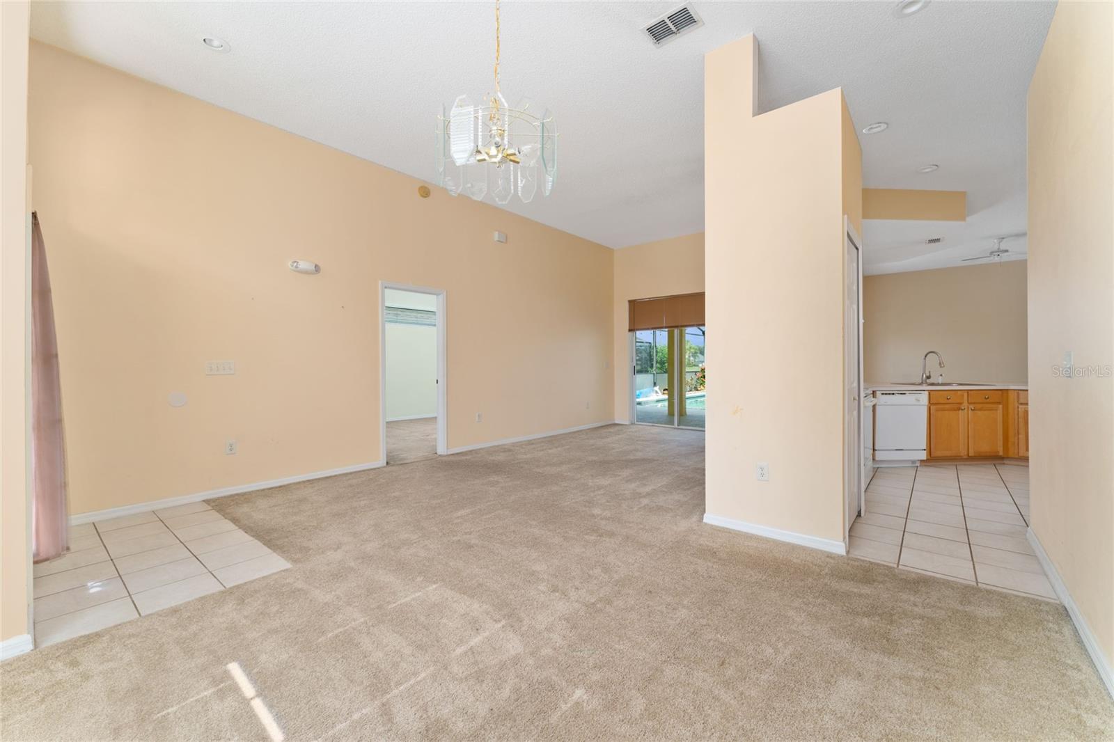 135 LANGHAM DR, DAVENPORT, FL, 33897