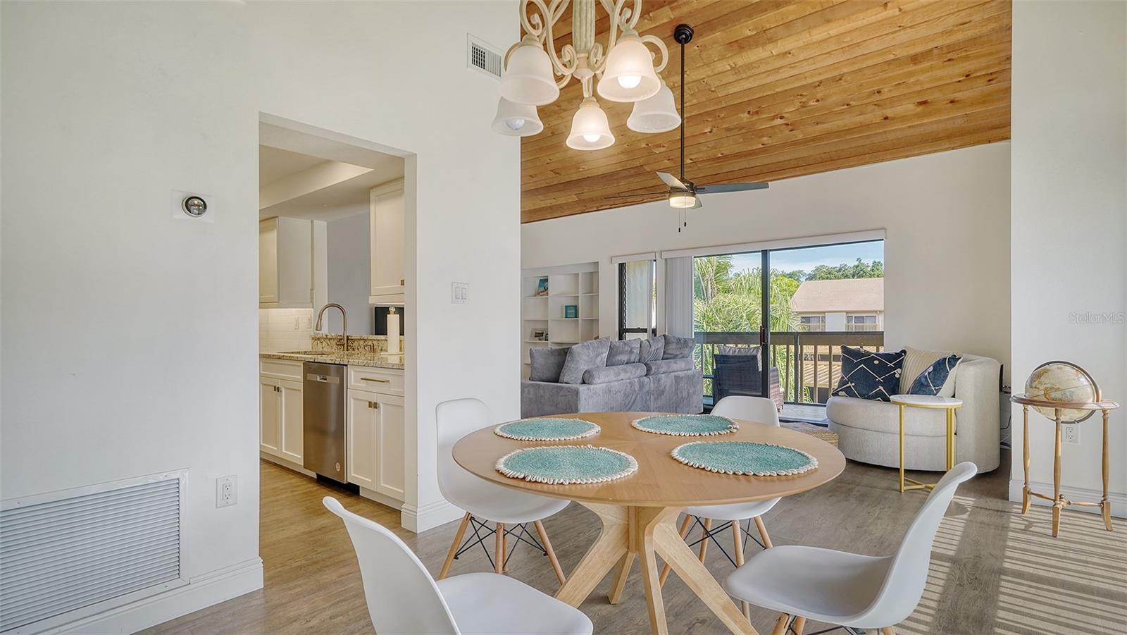 3017 WILLOW GRN #18, SARASOTA, FL, 34235