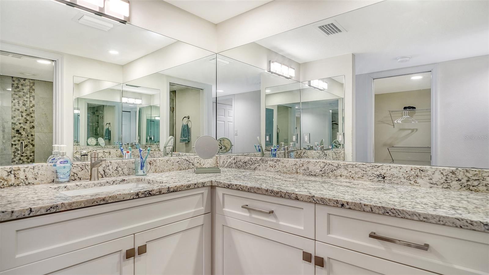 3017 WILLOW GRN #18, SARASOTA, FL, 34235
