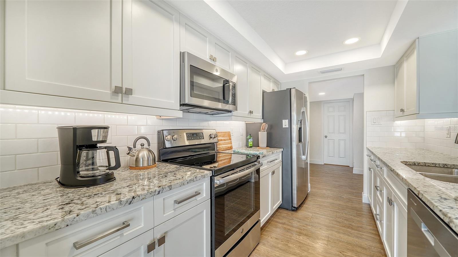 3017 WILLOW GRN #18, SARASOTA, FL, 34235